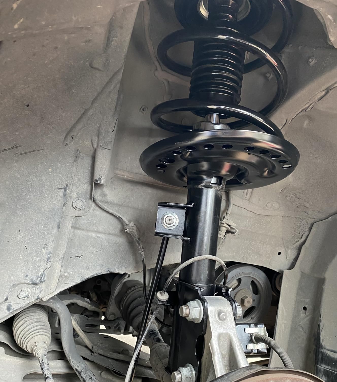 Detroit Axle - 6pc Struts Shocks Suspension Kit for Toyota 2013-2018 RAV4, 2 Front Struts with Coil Spring 2 Rear Shock Absorbers 2 Front Sway Bars 2014 2015 2016 2017 Replacement customer photo 2