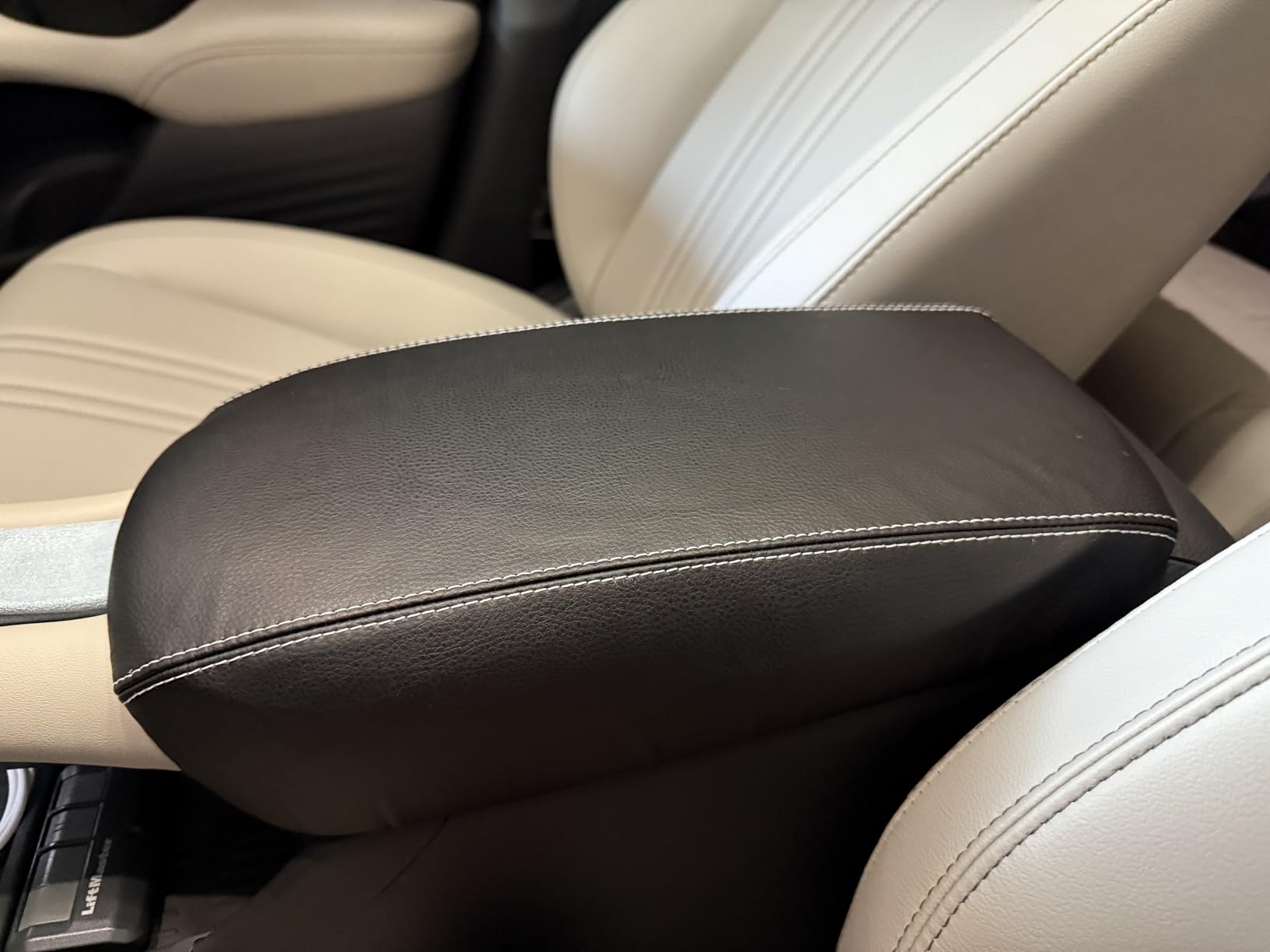 Center Console Armrest Cover for Honda HRV Accessories 2023 2024 2025 2026, Arm Rest Box Lid Protection Trim Leather Interior customer photo 2
