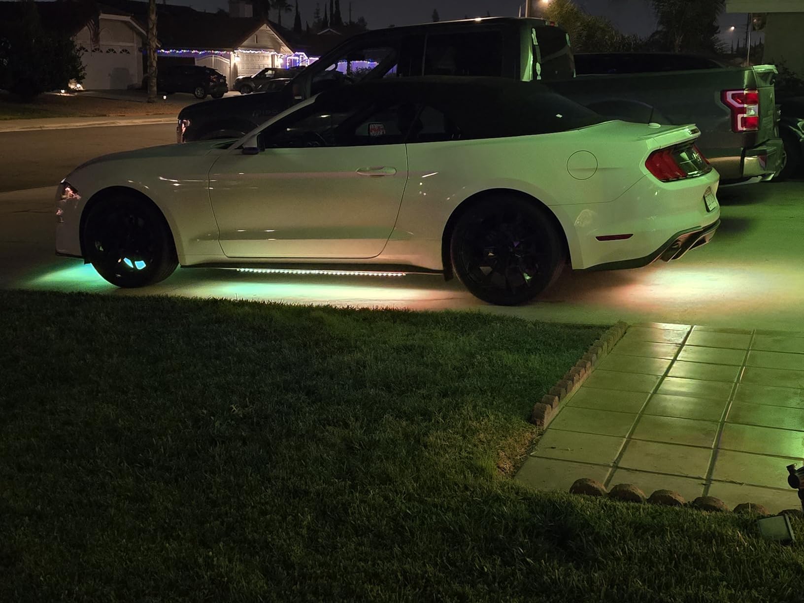 Underglow Car Lights, 4 pcs RGB-IC Smart LED Lights with APP and Remote Control, 16 Million Colors DIY Sound Active Function Music Mode, Underglow Kit for Car, SUVs, Trucks (Dream Color) customer photo 1