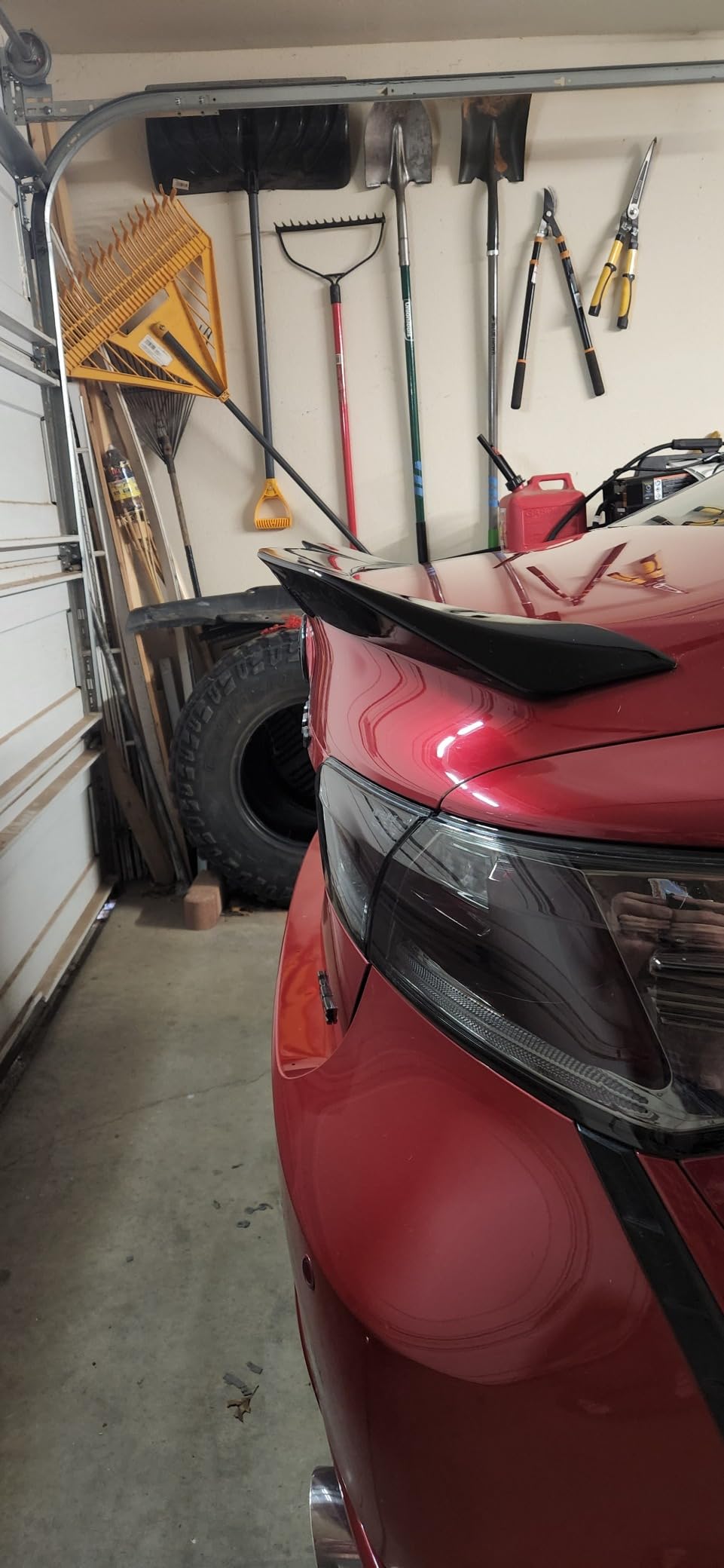 Rear Trunk Spoiler Compatible with 2018-2024 Toyota Camry SE XSE L LE XLE Hybrid, V2 Style Fits for 18-24 Sedan, High Kick Spoiler Wing Lip (Glossy Black) customer photo 2