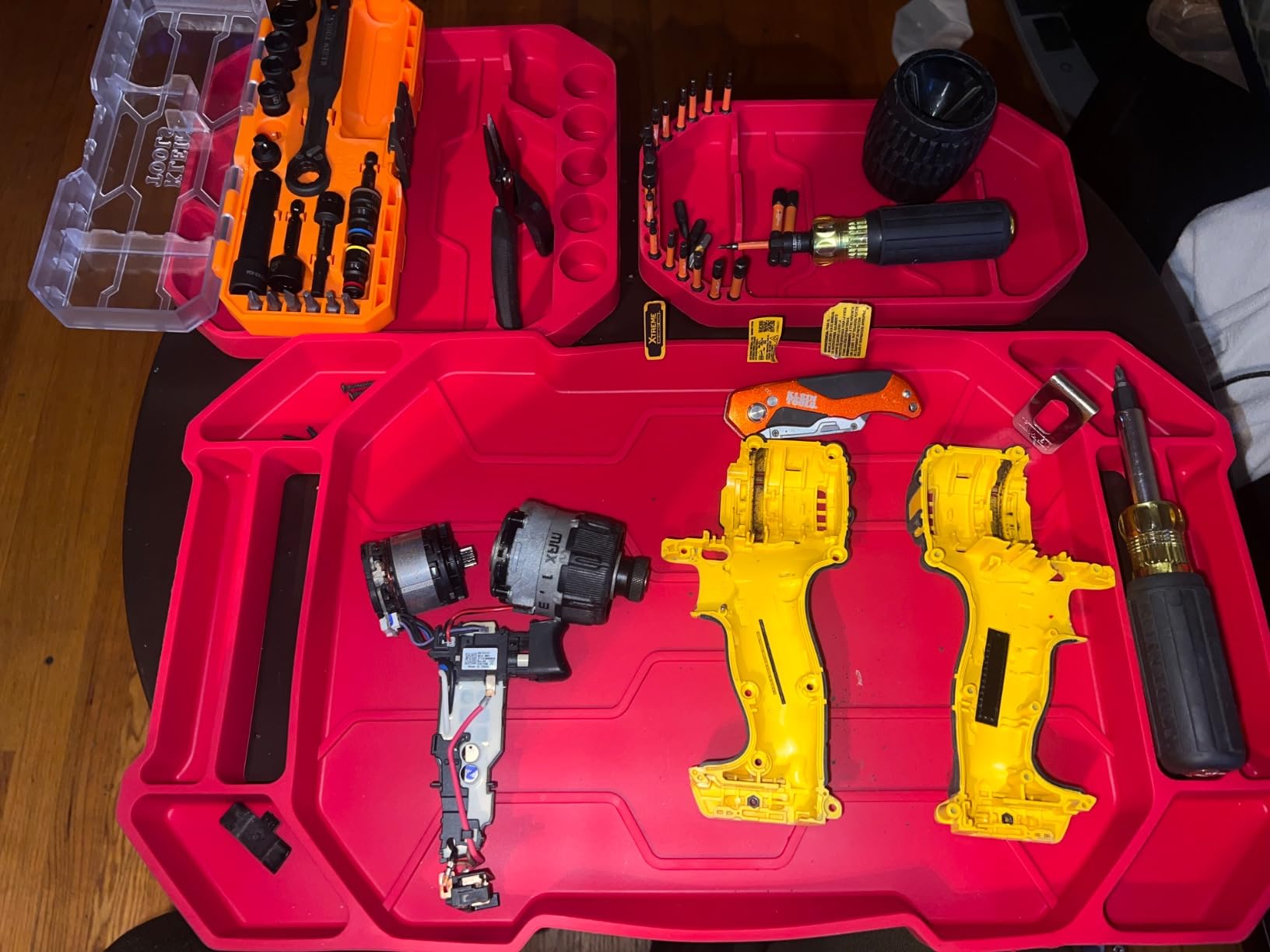 WORKPRO 5-Piece Non-Slip Tool Tray Set, 3-Piece Silicone Flexible Tools Organizers and 2-Piece Magnetic Parts Tool Tray, Tool Mat, Tool Holder, Tool Storage (Only Parts Tray Magnetic) customer photo 1