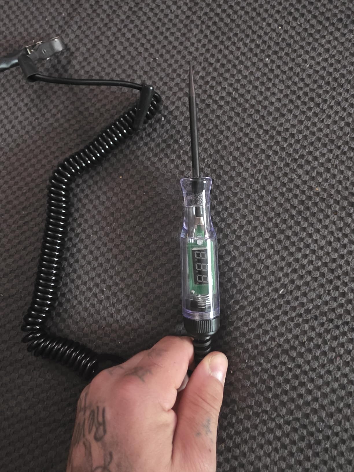 Automotive Test Light with 3-48V LED Digital Voltage Display, Auto Circuit Tester with Voltmeter & Dual Color Polarity Indicate, Electric Test Pen w/Stainless Probe for Car/Truck/SUV Checker customer photo 1