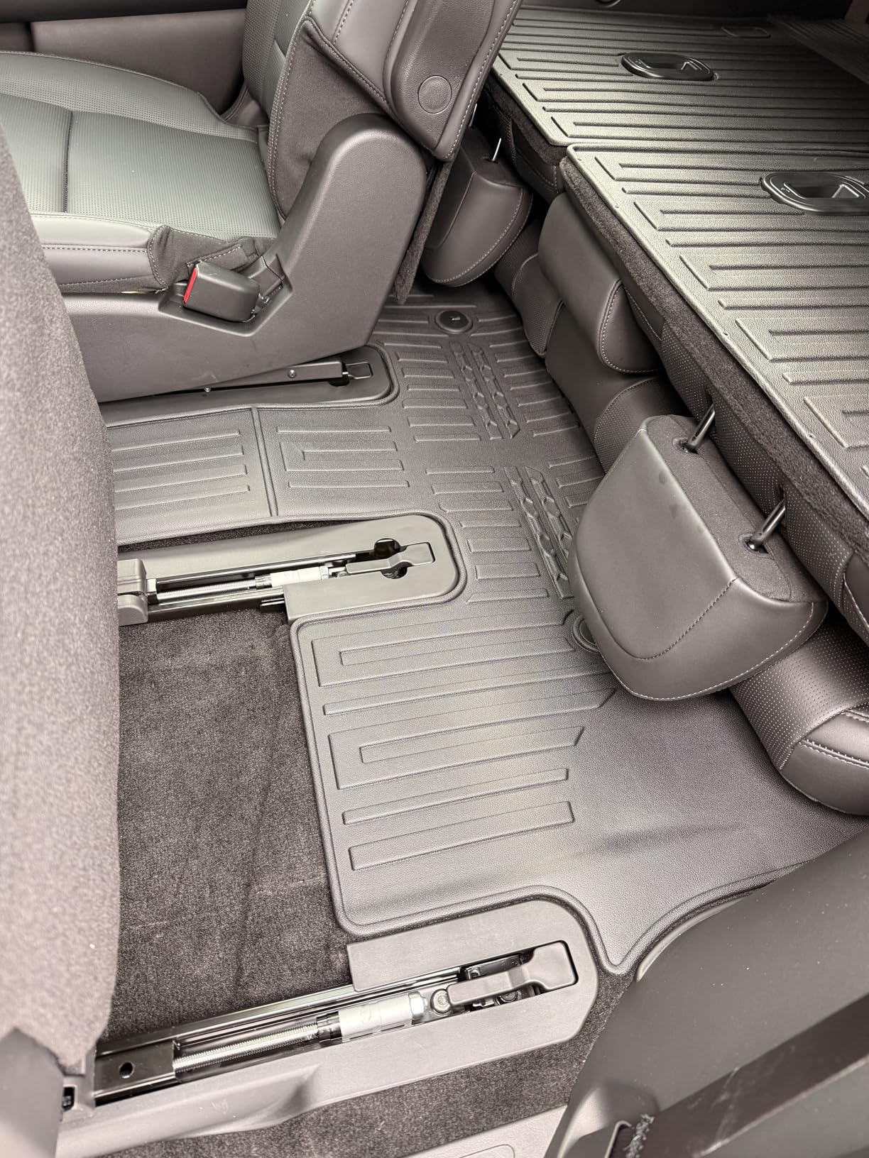 Floor Mats for Hyundai Santa Fe 2024-2026, All Weather Floor Mats Trunk Cargo Liner with Backrest Protectors Accessories, Full Coverage Set (Fit 6/7 Seats) customer photo 2