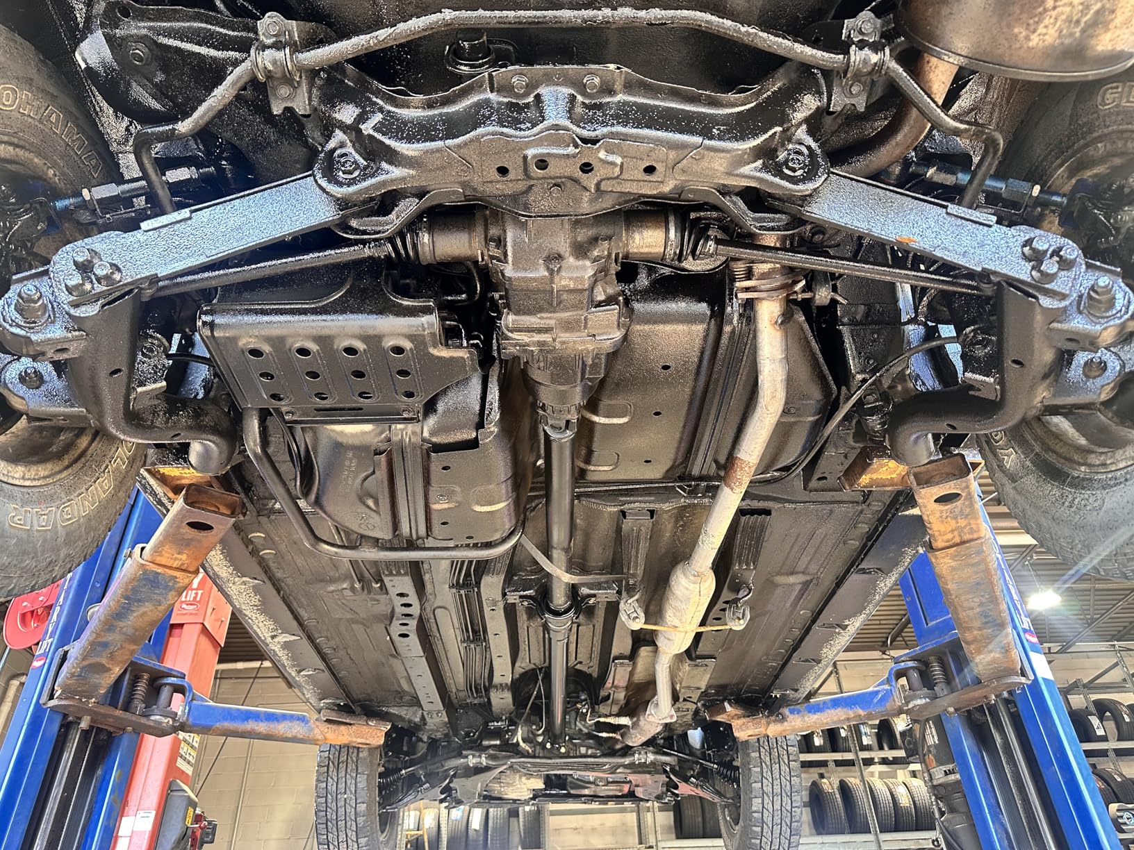 InoKraft Undercoating Spray Gun with Suction Feed Cup, 360° & Straight Spray Hoses, for Truck Bed Liner Coating, Rubberized Undercoat, Rust Proofing customer photo 2