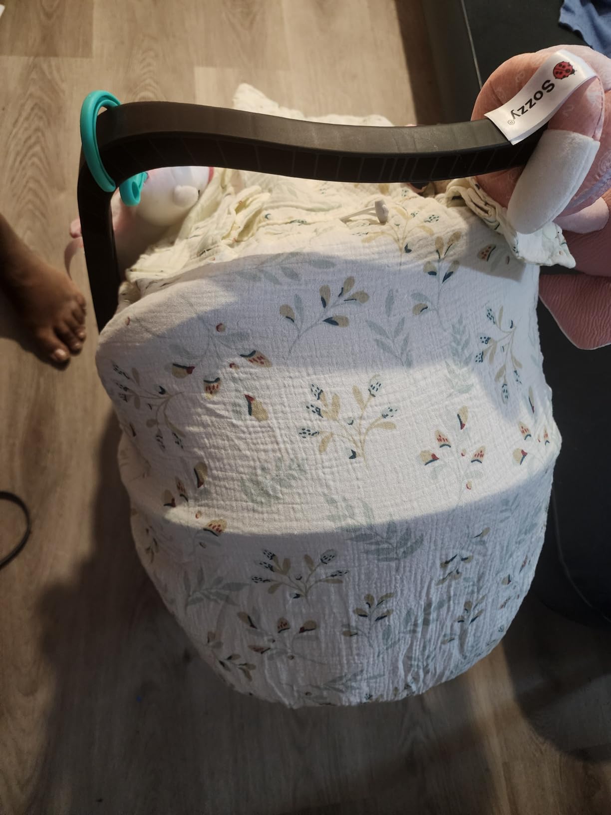 Blissful Diary Baby Car Seat Cover, Extra Large Mesh Window, Breathable Muslin Cotton, Infant Windproof Canopy, Must-Have Baby Gift - Sunshine customer photo 2