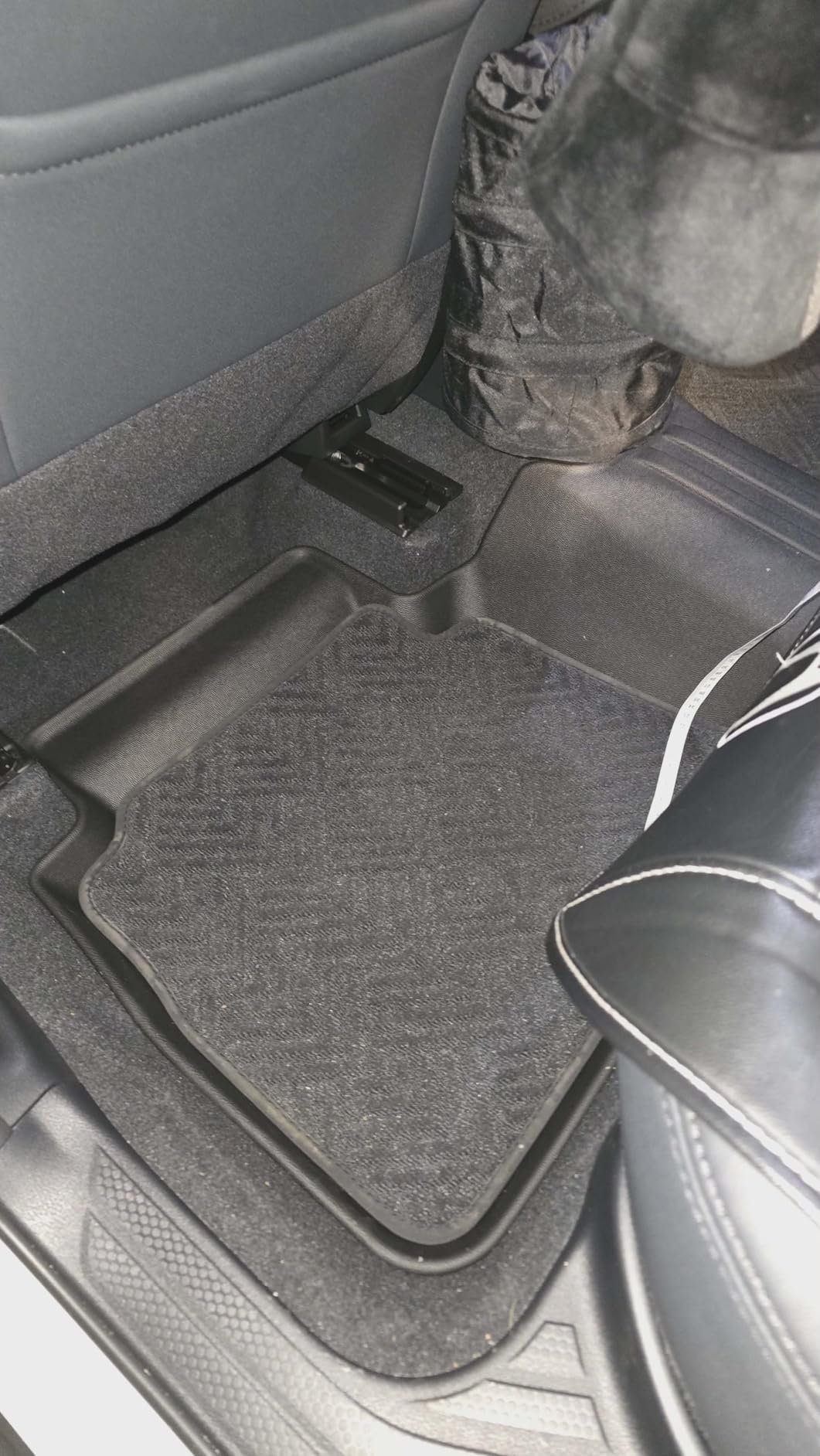 Auxko All Weather Cargo Liner Fit for Subaru Forester 2026 2025-2019 (not for Hybrid) TPE Mat Accessories All Season Guard Odorless Anti-Slip customer photo 1