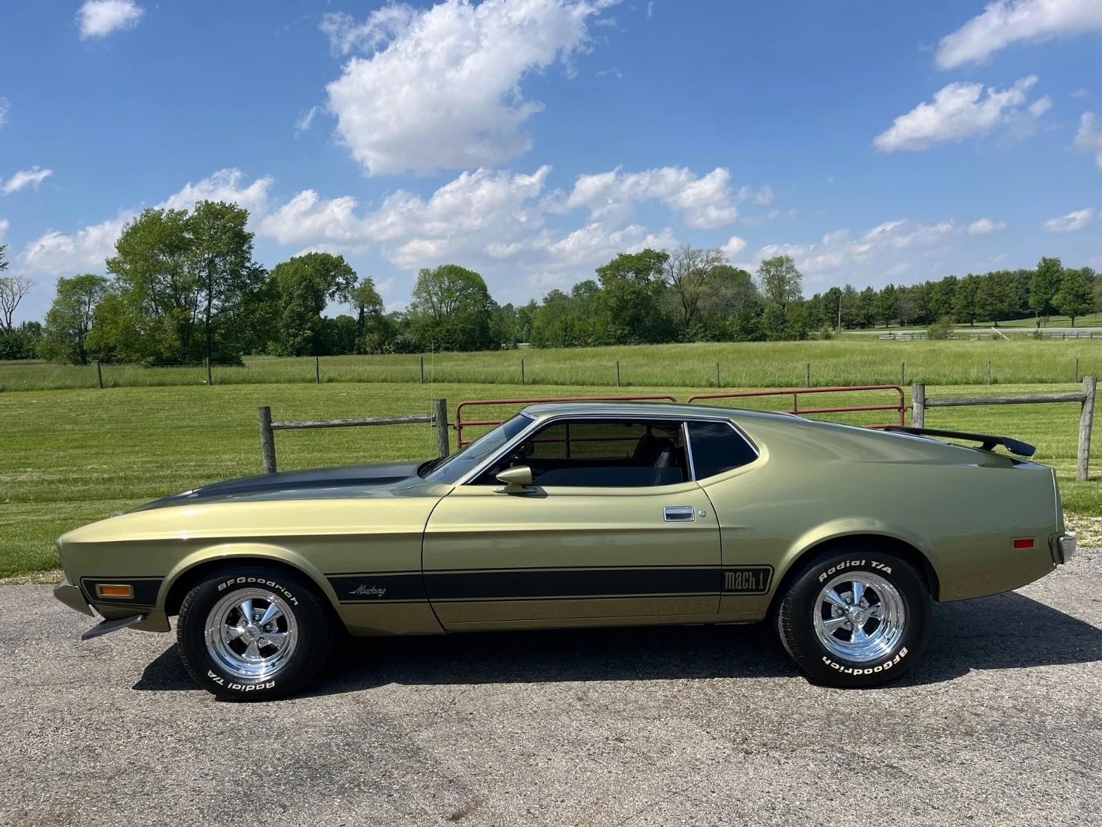 Joinfworld Top Post Battery Disconnect Switch 12V-48V Battery Kill Switch Negative On/Off Battery Switch for Cars, Vehicles, RVs and Boats customer photo 2