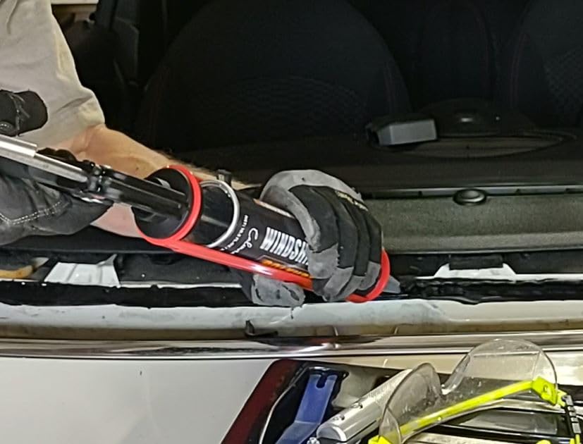 Urethane Windshield Adhesive 310ml, Automotive Polyurethane Sealant, Car Glass Chip & Crack Repair Kit with 1 Windshield Primer, 1 Pair Gloves, 2 Applicator Sticks, Quick Curing, Black customer photo 1