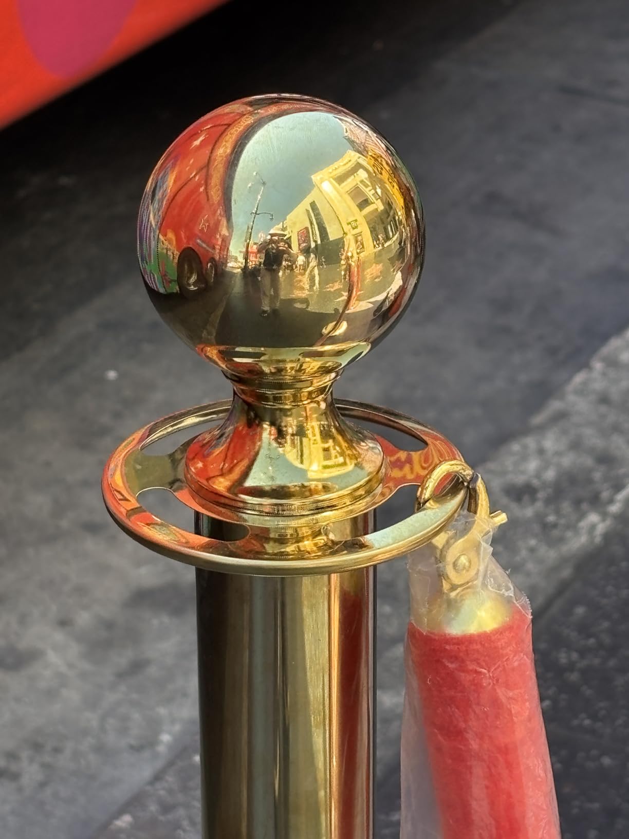 LOVMOR Stainless Steel Stanchion Post, 5 FT Black Carpet Ropes, Stanchion Post with Ball Top, Hollow Base and Velvet Ropes Safety Barriers Set for Party customer photo 2