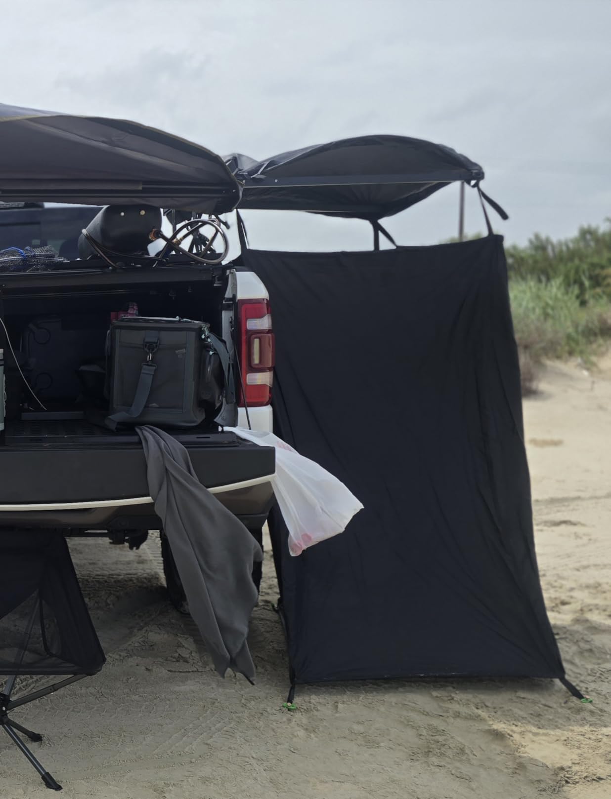 Yoursme 8-Gallon Pressurized Water Tank, Portable Camping Shower Water Storage with Spray Hose Roof Rack Mount for Pick-up Trucks & Off-Road Vehicles Overland Outdoor Activities customer photo 1