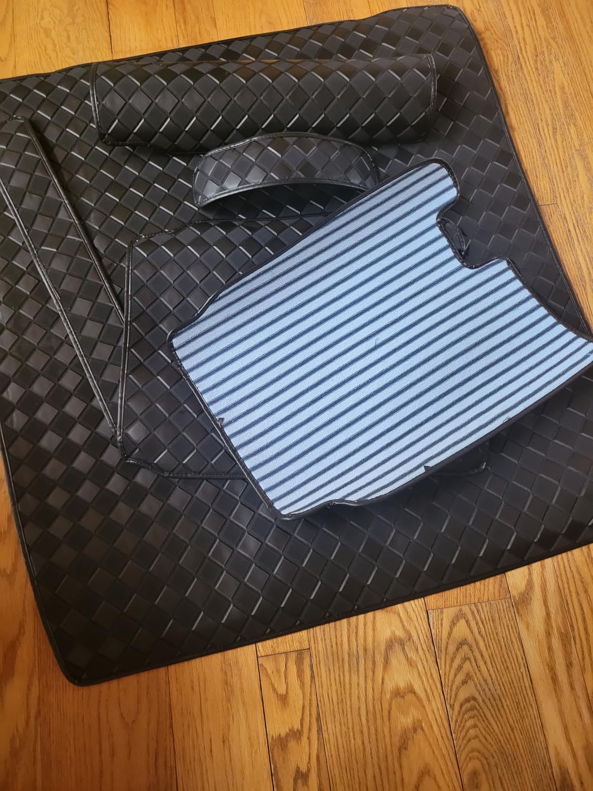 Cargo Mat & Backrest Mats for 2018-2024 Buick Enclave Accessories, Waterproof Rear Cargo Liner Rear Trunk Liner Back Seat Cover Protector customer photo 1