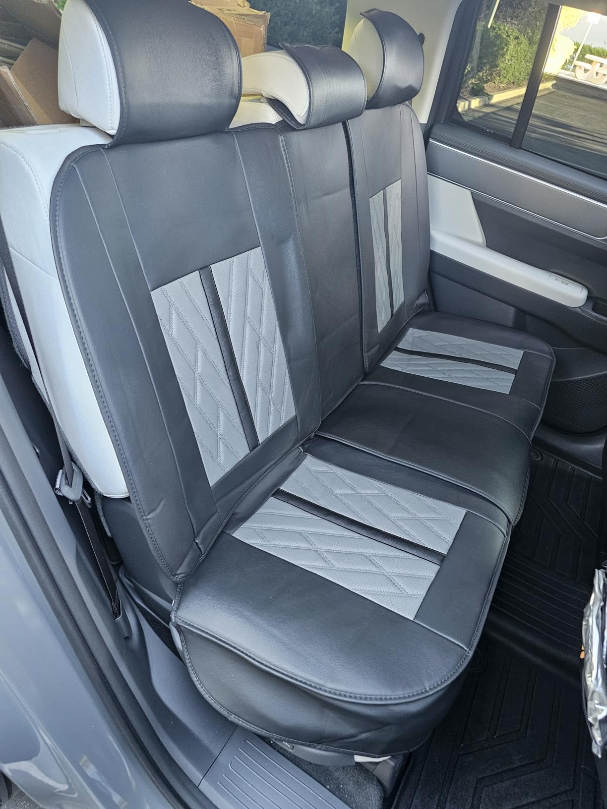 TTX LIGHTING Seat Covers Fit for Subaru Forester 2007-2026 Seat Covers Full Set Car Seat Covers Faux Leather Breathable Waterproof Car Seat Protector (5 Seats, Black&Grey) customer photo 2