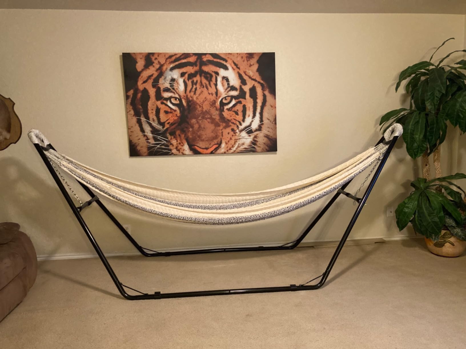 Universal 2-Person Hammock Stand, 660LBS Capacity,Heavy Duty Steel Hammock Stand, Fits 9.6-14ft Hammocks, Indoor and Outdoor Universal Hammock Stands,Black customer photo 2