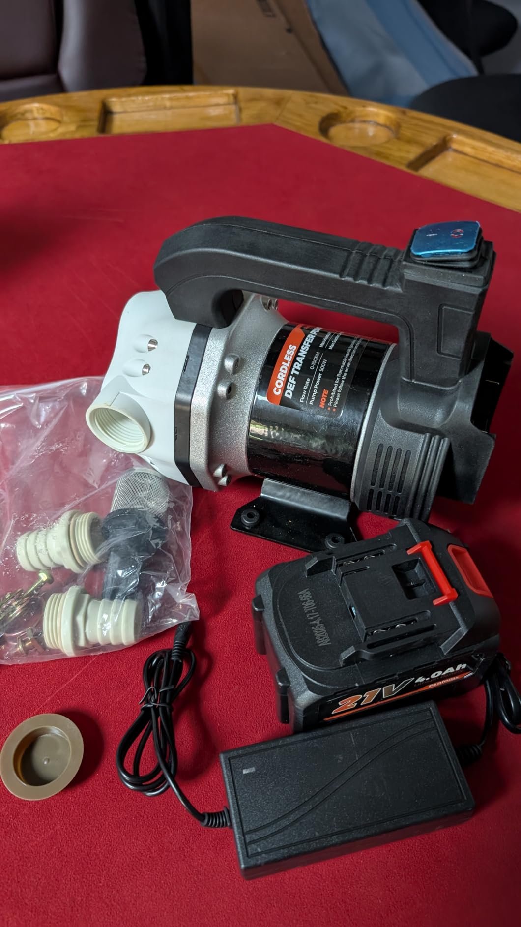 Poafamx DEF Transfer Pump, 10GPM 500W Diesel Exhaust Fluid Pump with 4.0Ah Battery, Cordless Electric Self Priming Water Pump, Diaphragm Pump for Urea, Fuel, Acidic or Alkaline Chemical Liquids customer photo 2