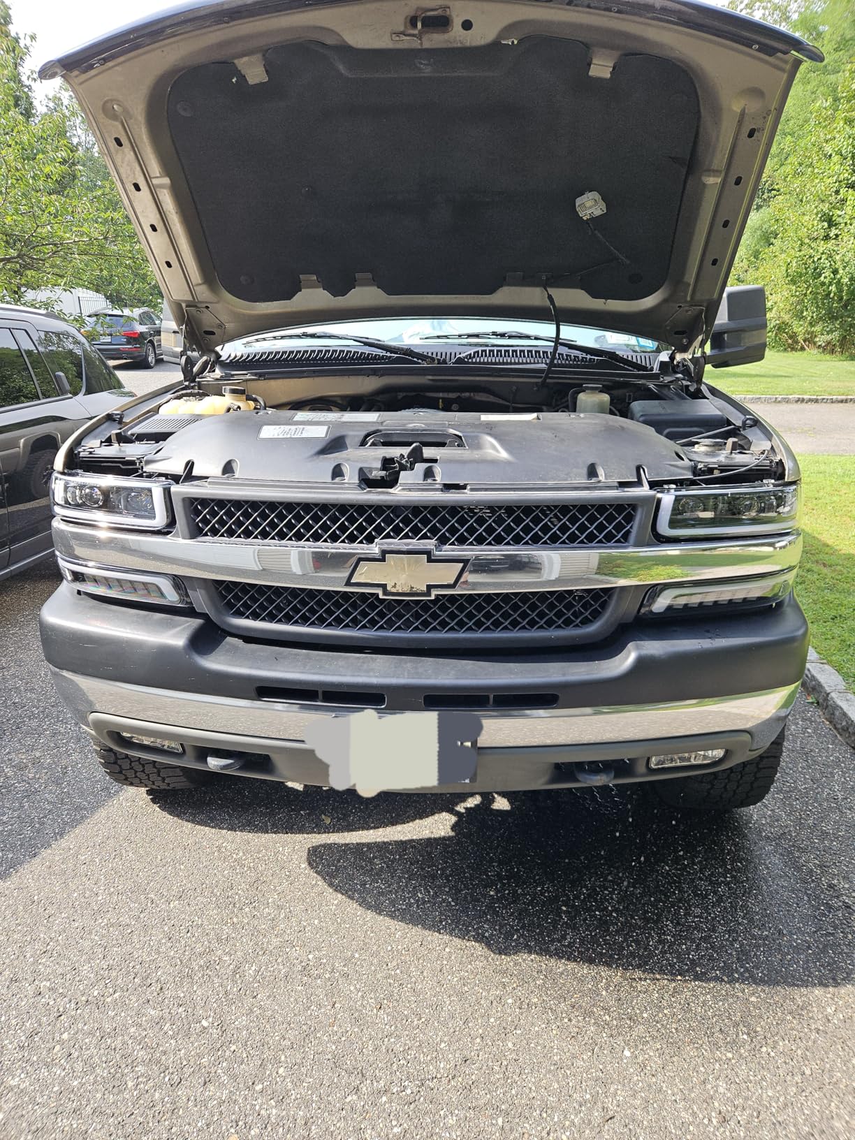 LED Headlights Assembly Headlamps Replacement Compatible with 1999-2002 Chevy Silverado 2000-2006 Chevy Suburban 00-06 Tahoe DRL Turn Signal Hi/Low Beam with Bulbs customer photo 2