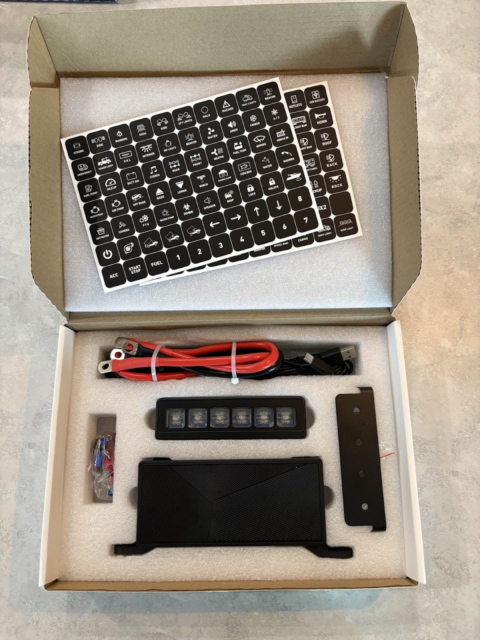 DriverGenius dynPanel-6X | 6-Gang Wireless Switch Panel with Relay Box - Waterproof, 12V/24V, Off-Road Control System for Trucks, SUVs, ATVs, UTVs customer photo 1