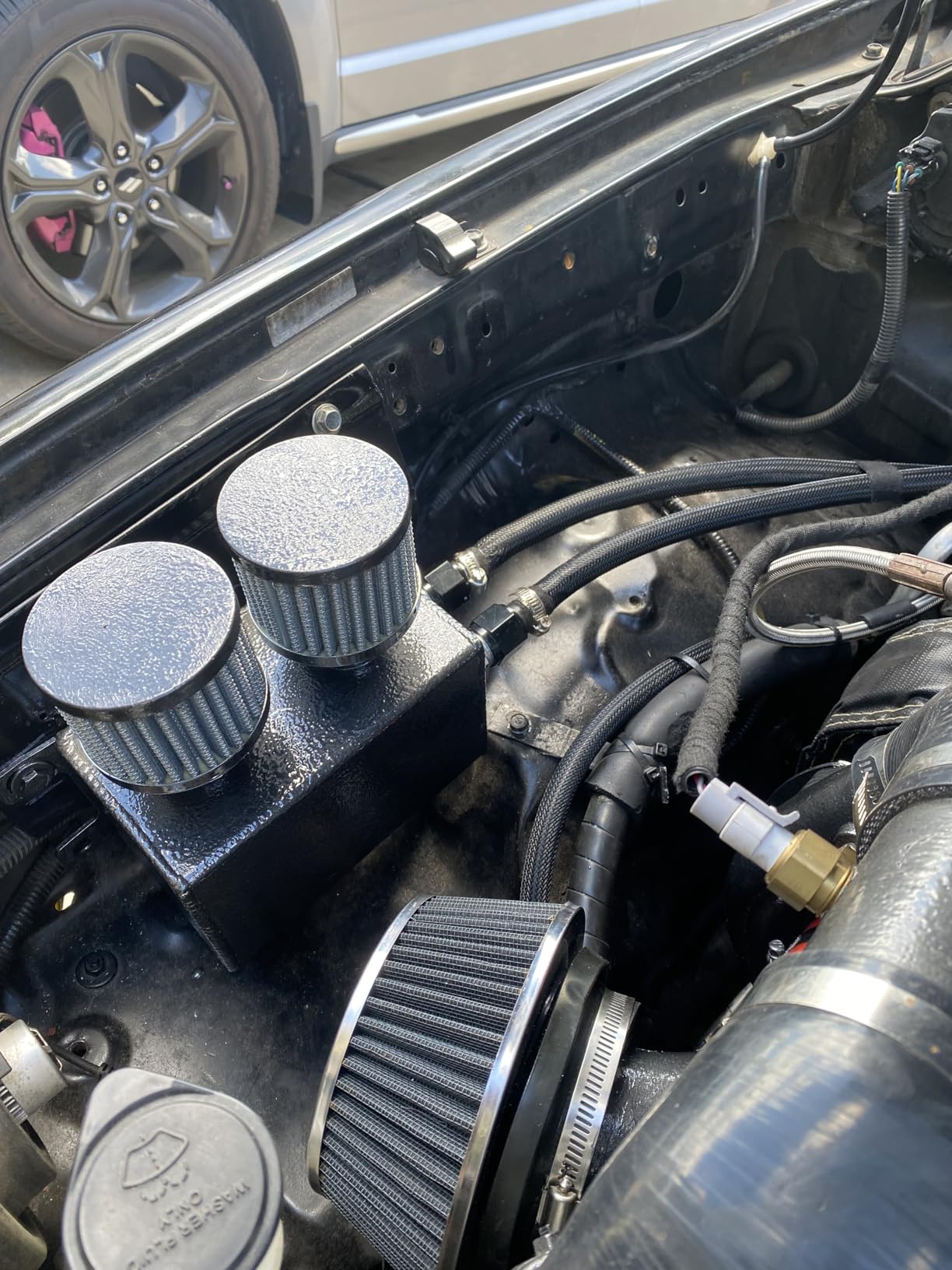 EVIL ENERGY 10AN Oil Catch Can 1.2L - Dual Breather Filter, Universal Baffled Catch Can Kit Aluminum Air Oil Separator with Drain Valve customer photo 2