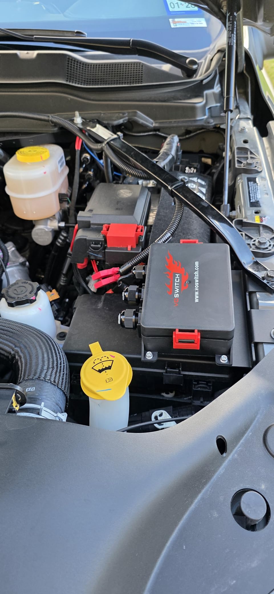 Voswitch R400 Grab Handle AUX Switch Panel for Ram 2500 3500 2019-On, Black Finish, 4-Circuit OE Style Control System, Factory Fit, Plug & Play, 12V Accessory Controller customer photo 1