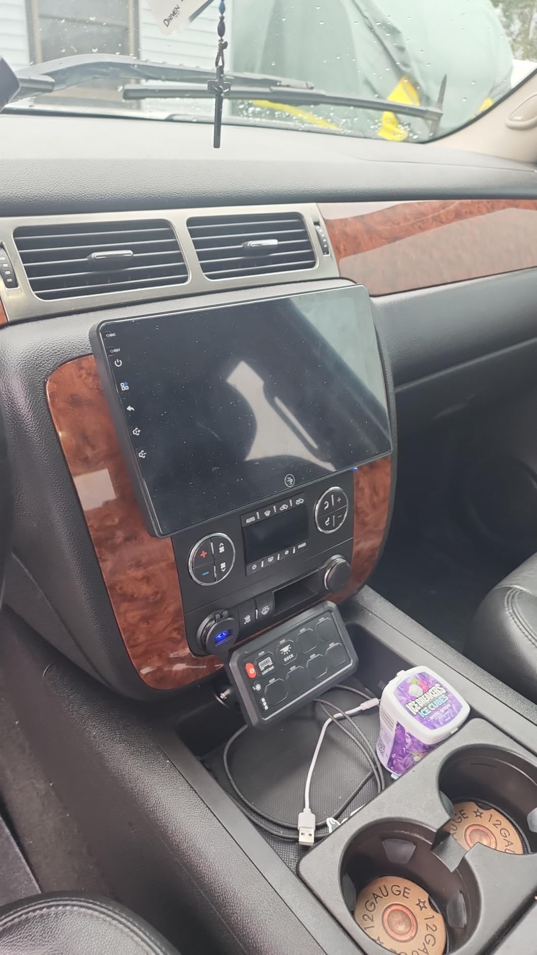 SUPAREE 8 Gang Bluetooth RGB Switch Panel, Toggle Momentary Flash Strobe Memory Function Auxiliary Switch Panel, Waterproof Circuit Control Relay System Box Universal for Truck ATV SUV UTV Boat customer photo 1