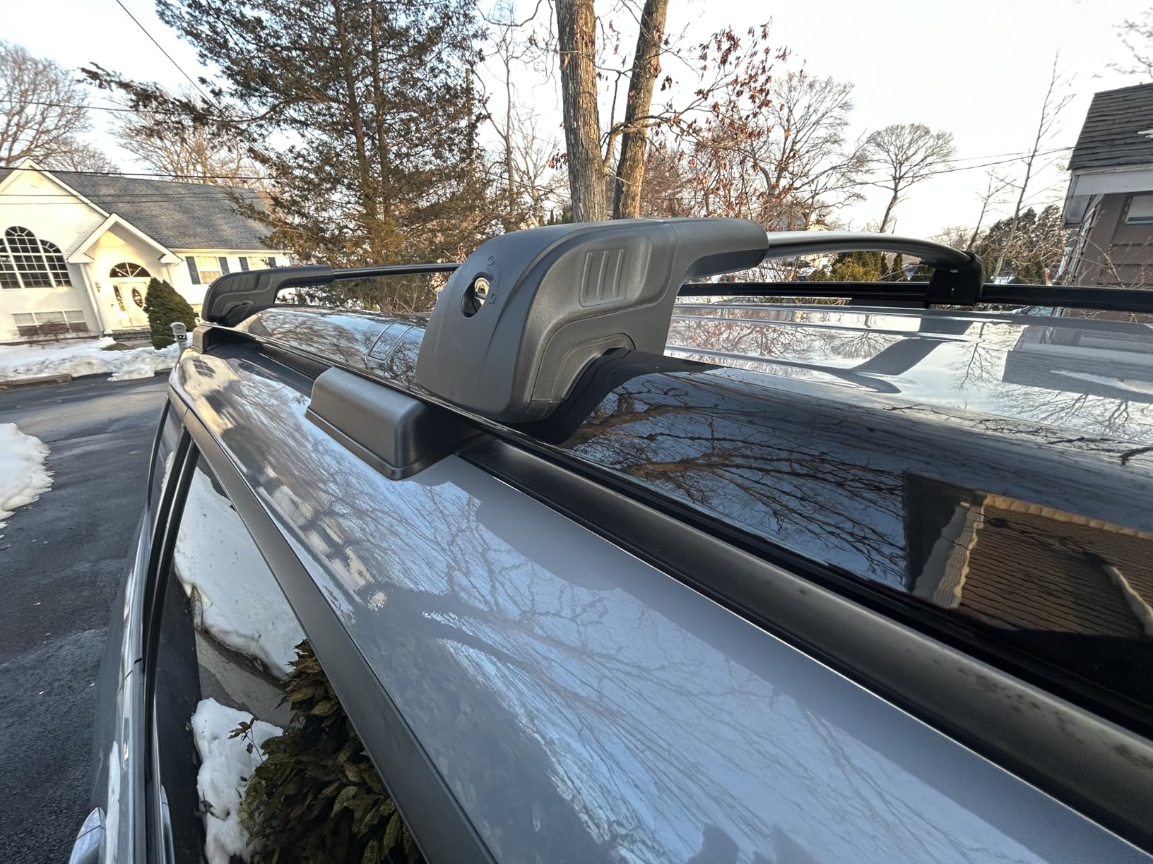 FengYu 300lb Lockable Roof Rack Cross Bars Compatible with 2013-2021 Nissan Pathfinder & 2014 Pathfinder Hybrid with Raised Side Rails, Heavy Duty Aluminum Roof Rails Crossbars customer photo 2