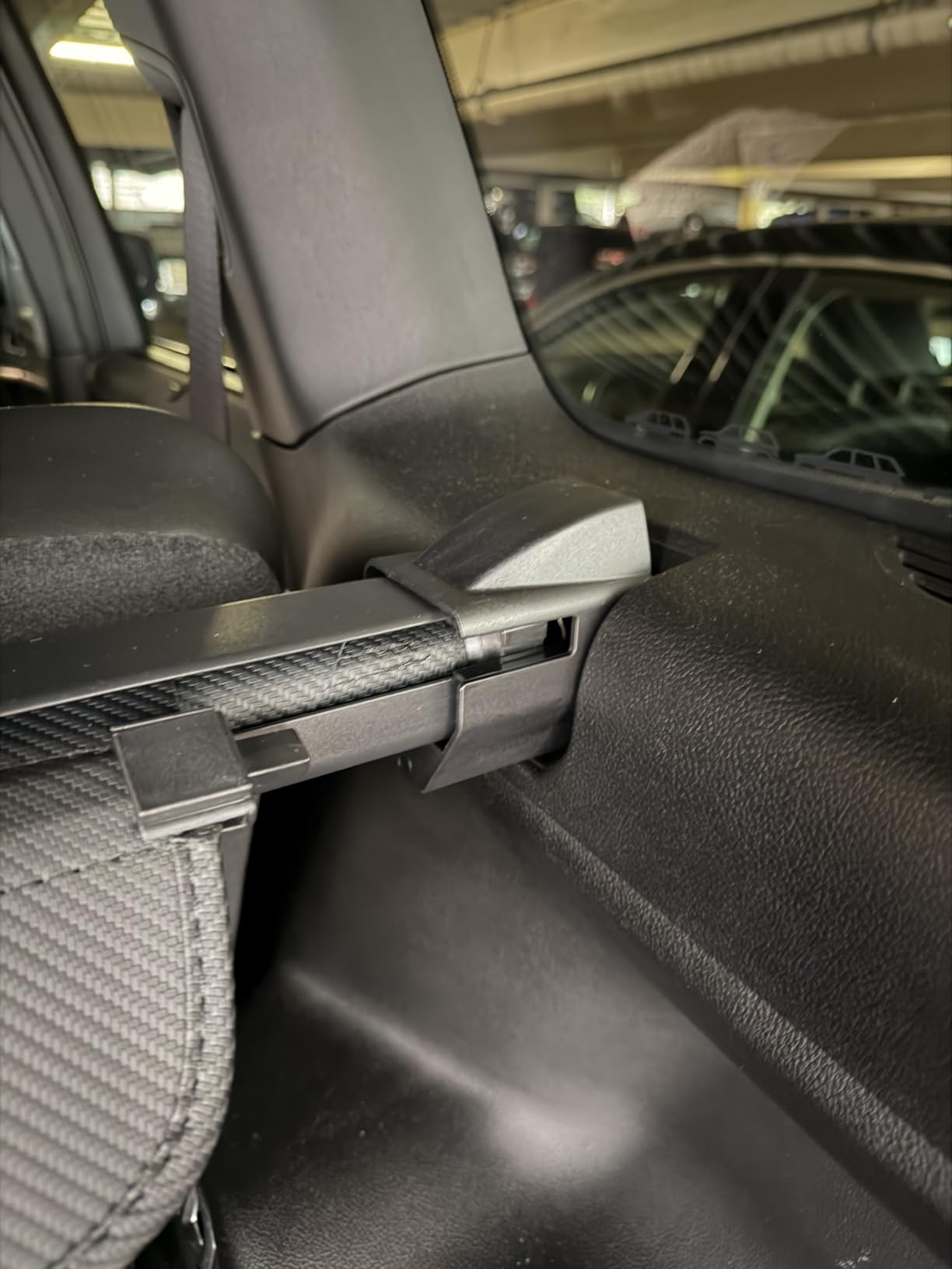 Cargo Cover for Kia Sorento 2026 2025-2021 Accessories Retractable Trunk Cover Security Shielding Shade Cargo Luggage Cover Trunk Privacy Protection (Carbon Fiber Texture) customer photo 2