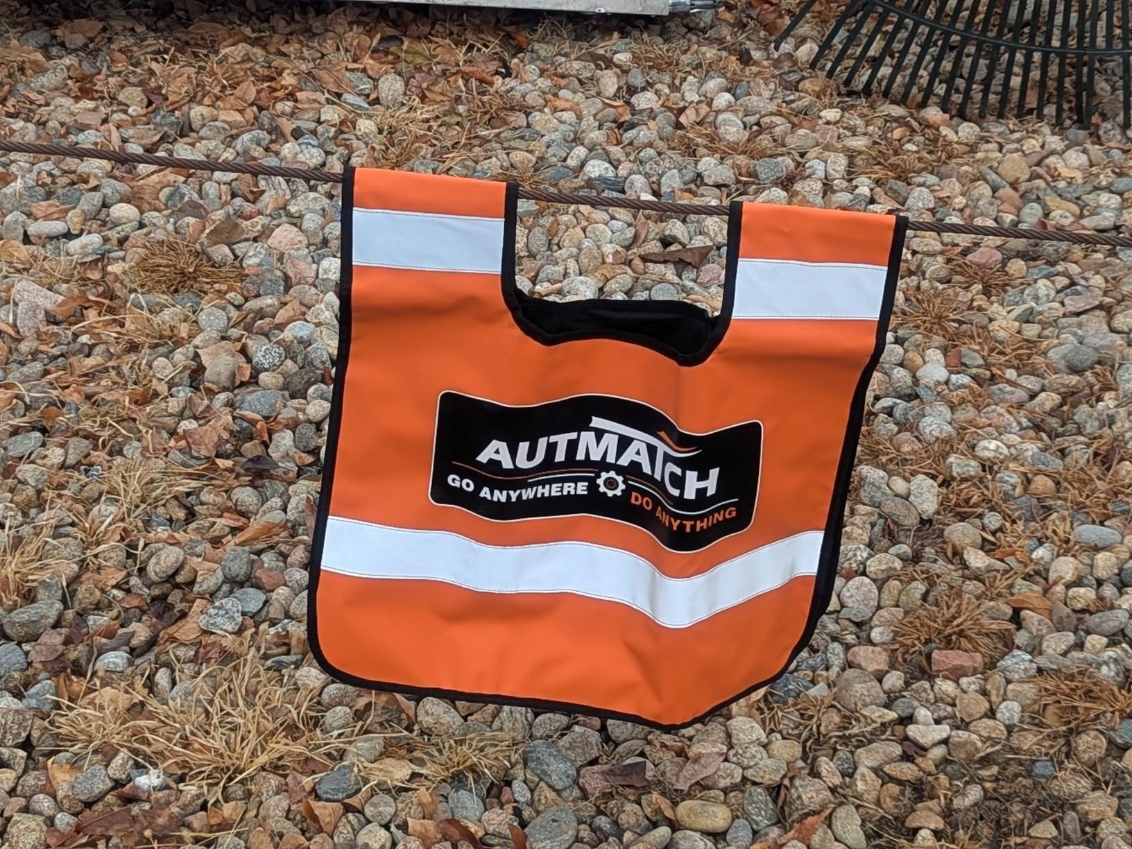 AUTMATCH Winch Cable Damper - Winch Damper for Safety Offroad Rope Recovery and Reducing Cable Recoil, Winch Strap Dampener with Reflective Strips and Storage Pocket, Red customer photo 1