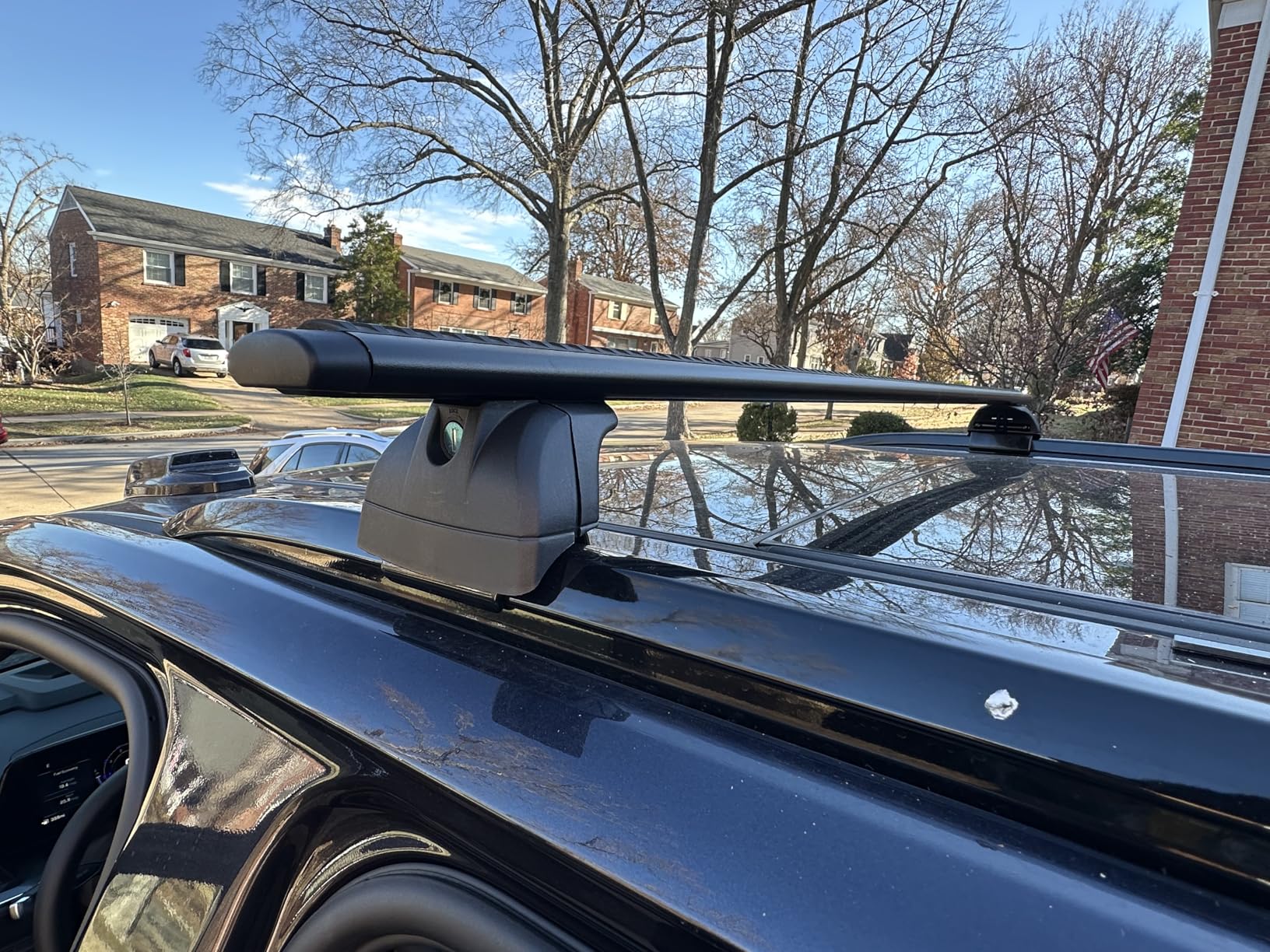 Snailfly Aluminum Lockable Roof Rack Cross Bar Fit for 2021-2026 Chevy Tahoe Suburban, GMC Yukon, Cadillac Escalade, 330 lbs Load Capacity, Easy No-Drill Install, Crossbar for Cargo Kayak Bike customer photo 2