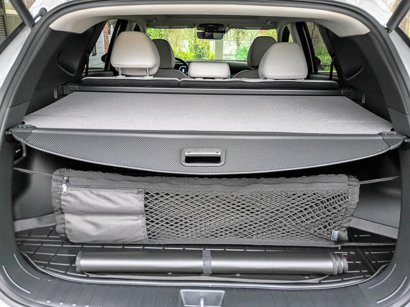 AUXKO Retractable Cargo Cover for Hyundai Palisade 2026 with 4PCS Headrest Hooks, Trunk Cargo Cover Luggage Security Shade Cover Shielding Shade Anti-Peeping Luggage Privacy Screen, Carbon Fiber customer photo 1