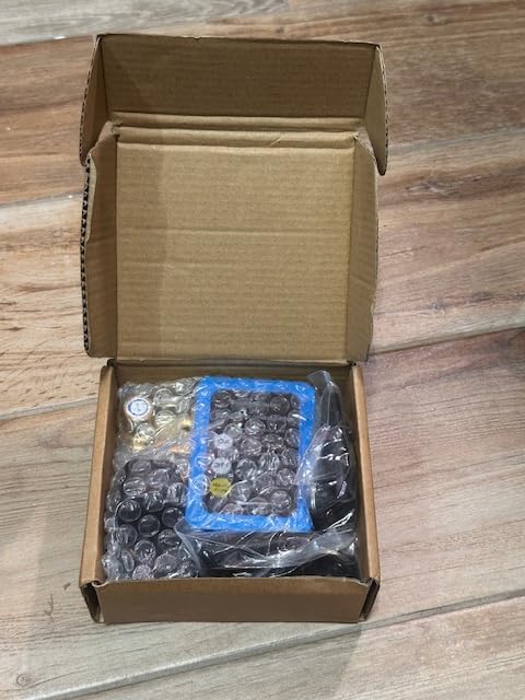 Remote Battery Disconnect Switch 12V, 240A, Kill Switch for Car Prevent Battery Drain, Anti-Theft Battery Cut Off Switch with Protect Cover, Voltage Protection to Prevent Drain for Auto, RV, Truck customer photo 2