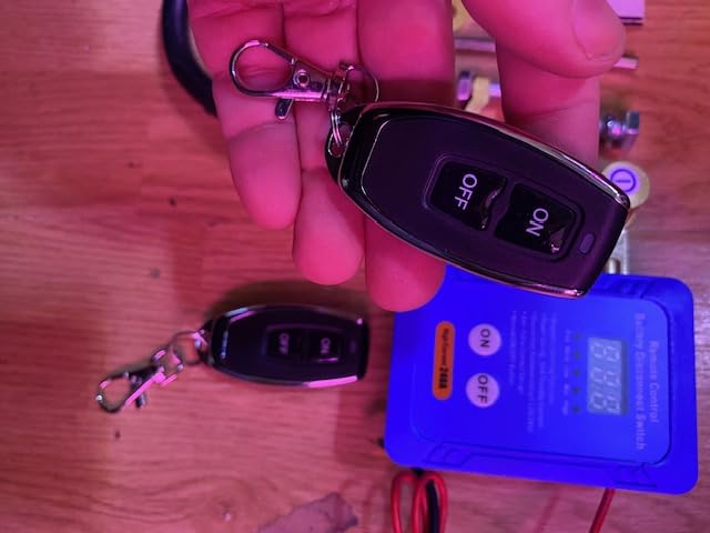 Remote Battery Disconnect Switch LED Display, 12V/24V 240A Heavy-Duty Battery Kill Switch, Anti-Theft Vehicle Battery Cut Off Switch with Remote Control & All Accessories, for Car, Truck, RV, ATV customer photo 1