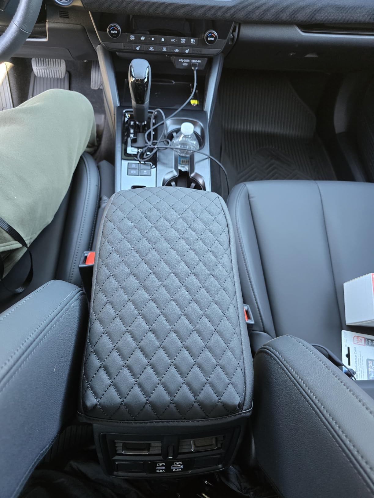 Shademax Center Console Cover for Nissan Kicks S SV SR 2025 2026 Accessories, Kicks Armrest Cover Center Console Cushion Pad Leather Middle Console Arm Rest Seat Box Lids Protector customer photo 2