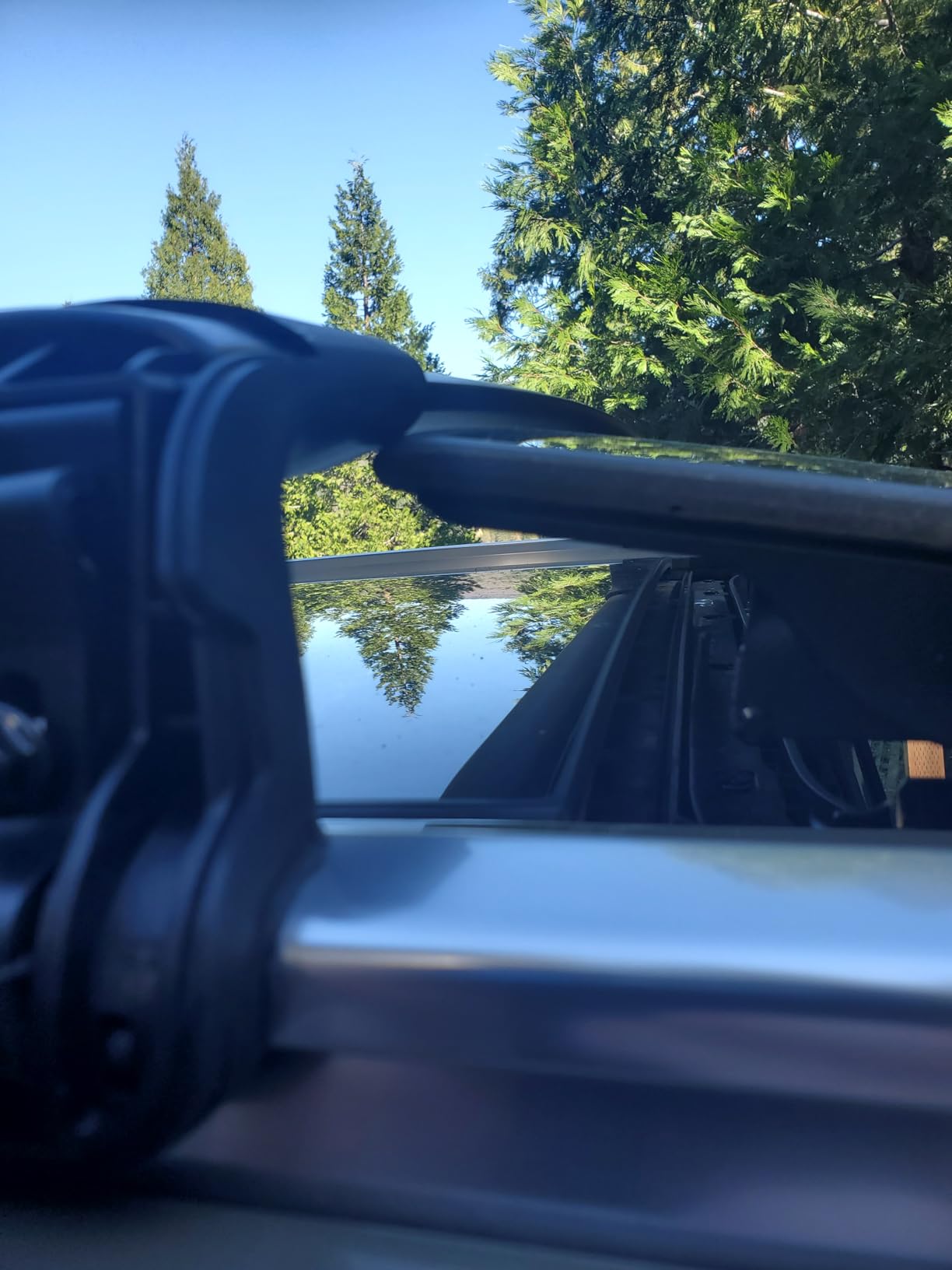 OTUAYAUTO Lockable Roof Rack Cross Bars - Compatible with Hyundai Palisade 2019 2020 2021 2022 2023 2024 2025, Aluminum Heavy Duty Anti-Theft 220lbs Crossbars for Luggage Racks Bike Kayak Snowboard customer photo 2