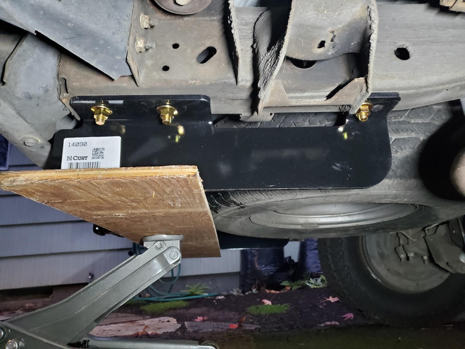 CURT 14090 Class 4 Trailer Hitch, 2-Inch Receiver, Select Chevrolet Express, GMC Savana customer photo 2