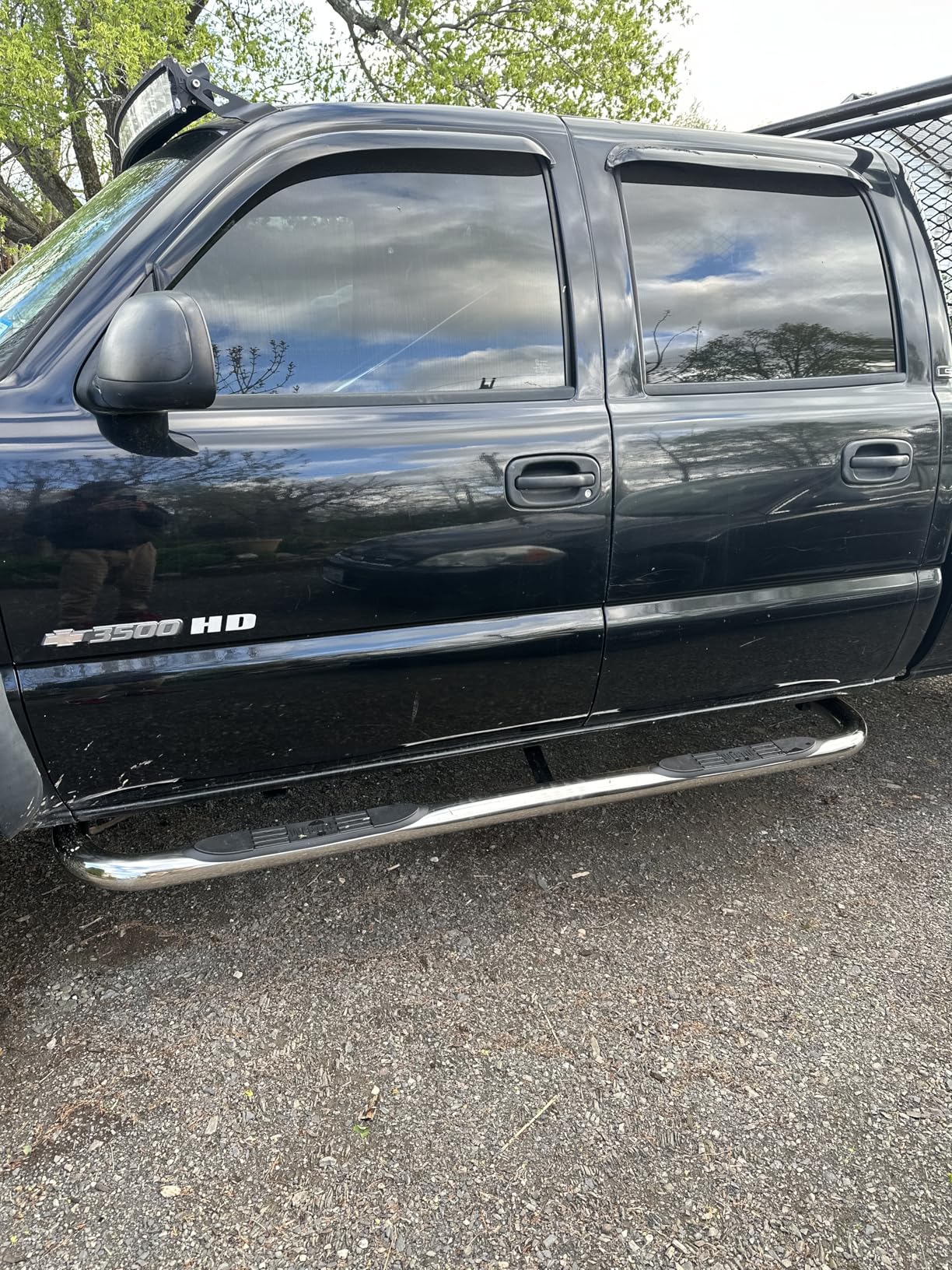 Westin 23-1950 E-Series 3 Round Nerf Bars fits 1999-2013 Silverado Sierra 1500 2001-2006 1500HD 2001-2014 2500 3500HD Crew Cab Polished Pair customer photo 1