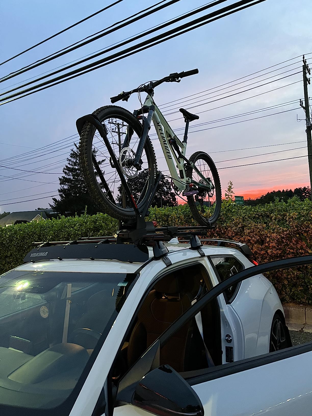 Yakima FrontLoader Rooftop Bike Rack Mount customer photo 2