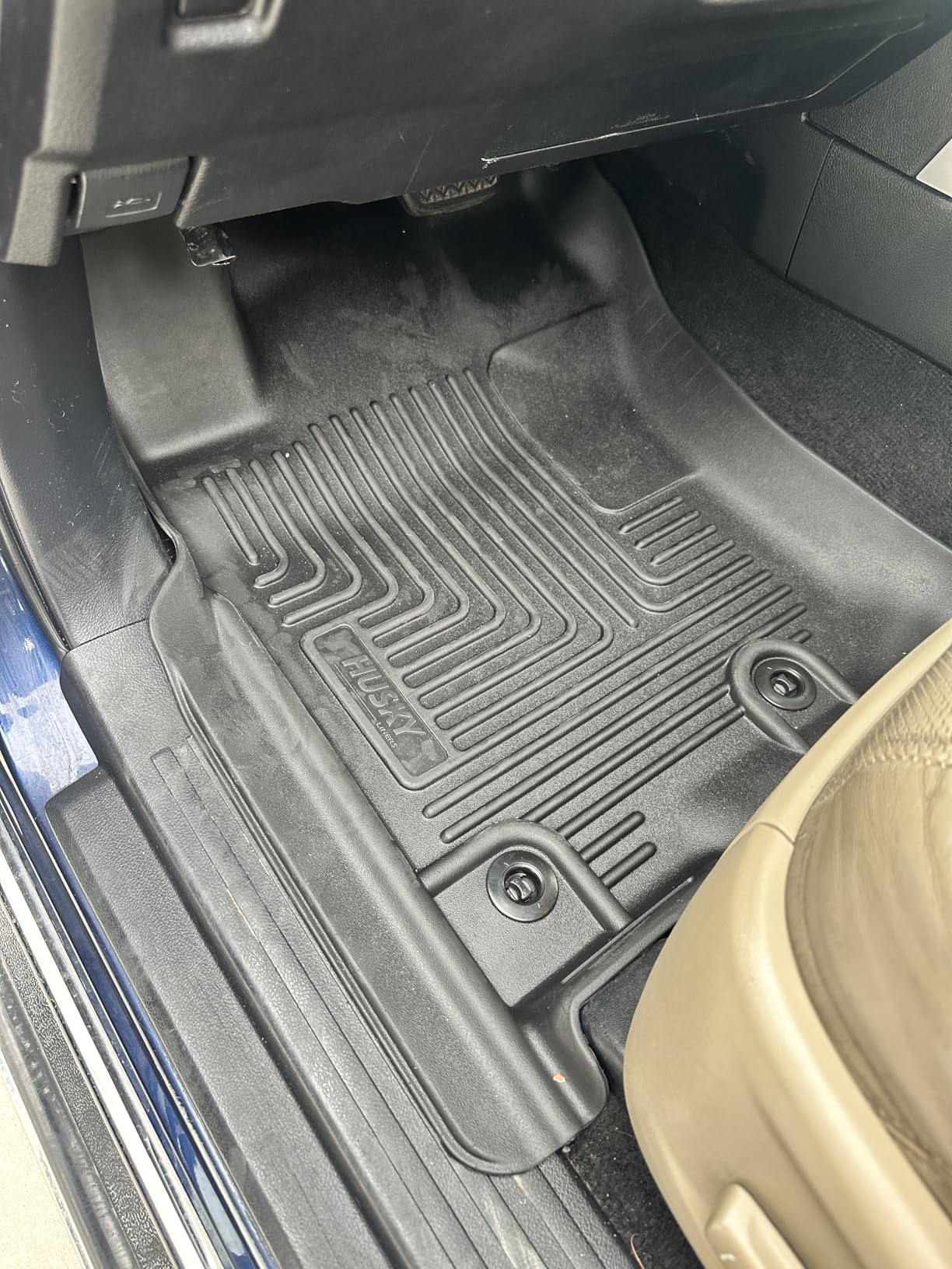 Husky Liners Weatherbeater Floor Mats | Fits 2013-2024 Toyota 4Runner; 2014-2024 Lexus GX460 | Front & 2nd Row, 3-pc Black - 99571 customer photo 2