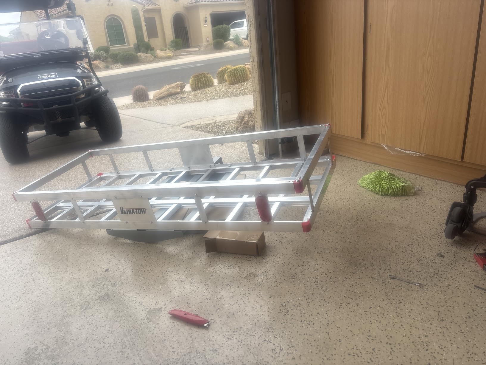 Ultra-Tow Aluminum Hitch Cargo Carrier- 500-Lb Capacity Silver 49inx22.5inx8inH customer photo 1