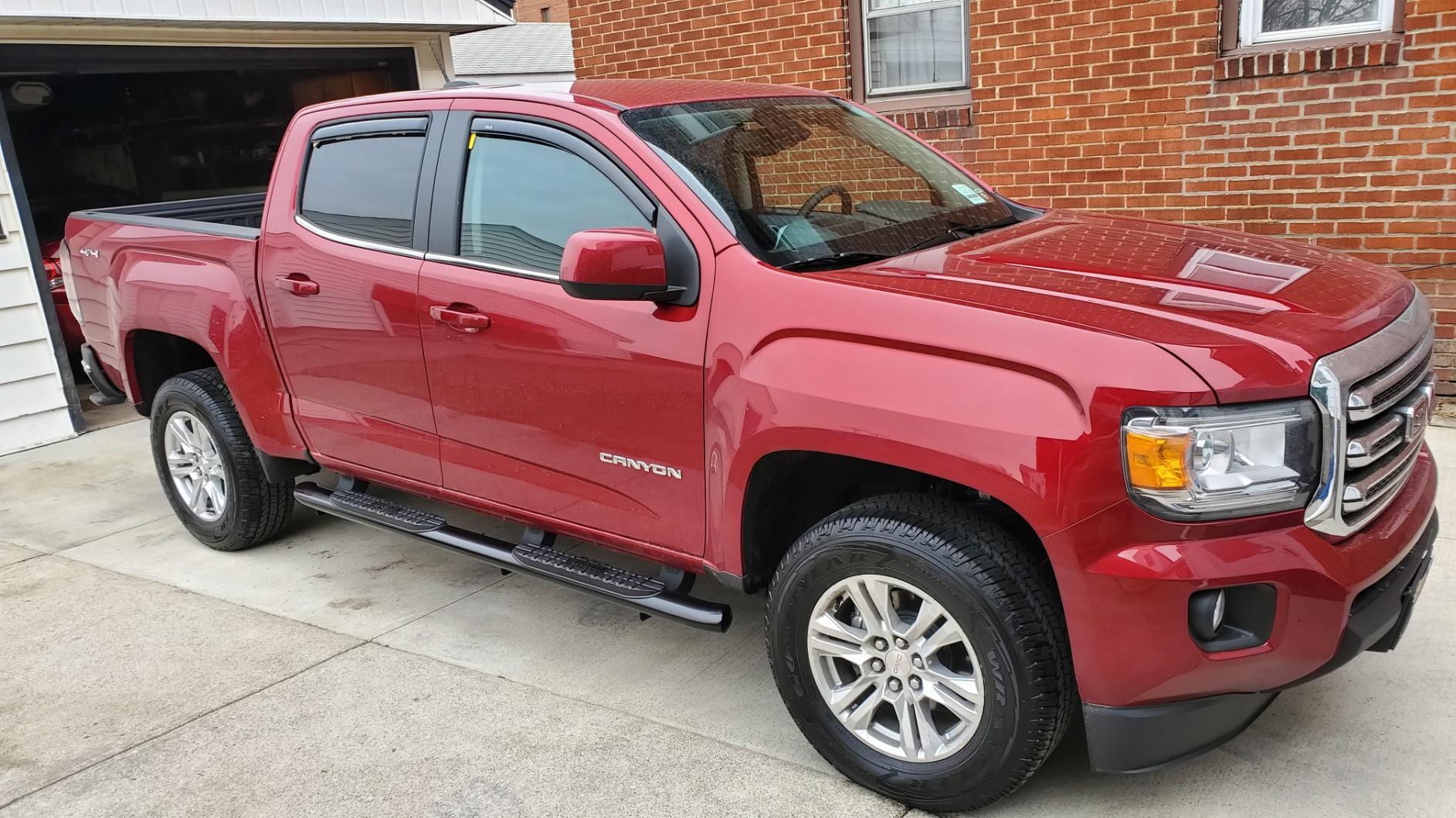 Westin 21-24015 PRO TRAXX 4 Oval Nerf Bars fits 2015-2026 Colorado Canyon Crew Cab Black Pair customer photo 1