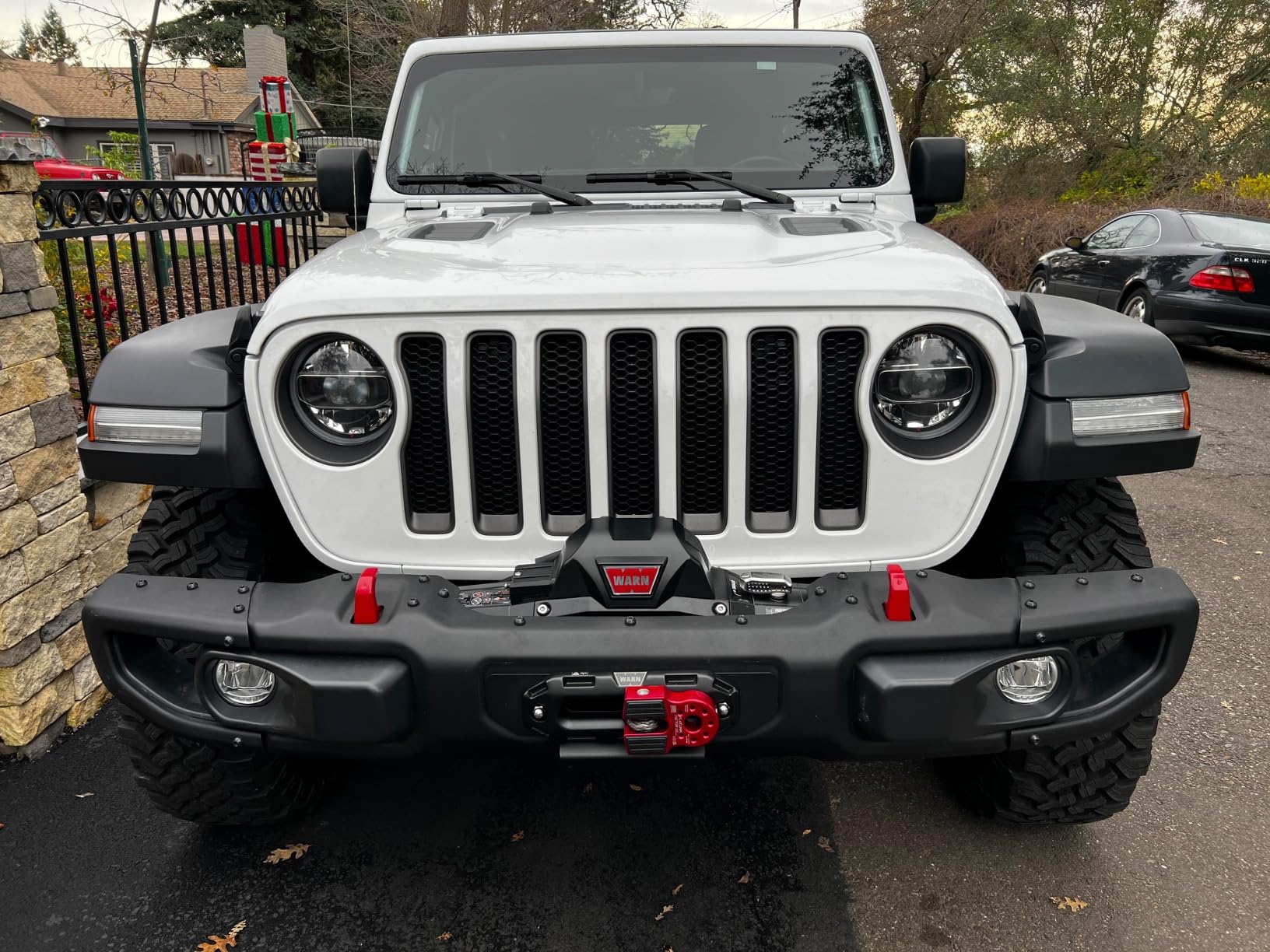 ZEON 12-S 12V Winch - 12000 lb Capacity, 80ft Spydura Pro Synthetic Rope, Hawse Fairlead, Wireless Remote, IP68 Waterproof, Heavy Duty for Trucks, Jeeps, SUVs & Off-Road (95950) customer photo 2