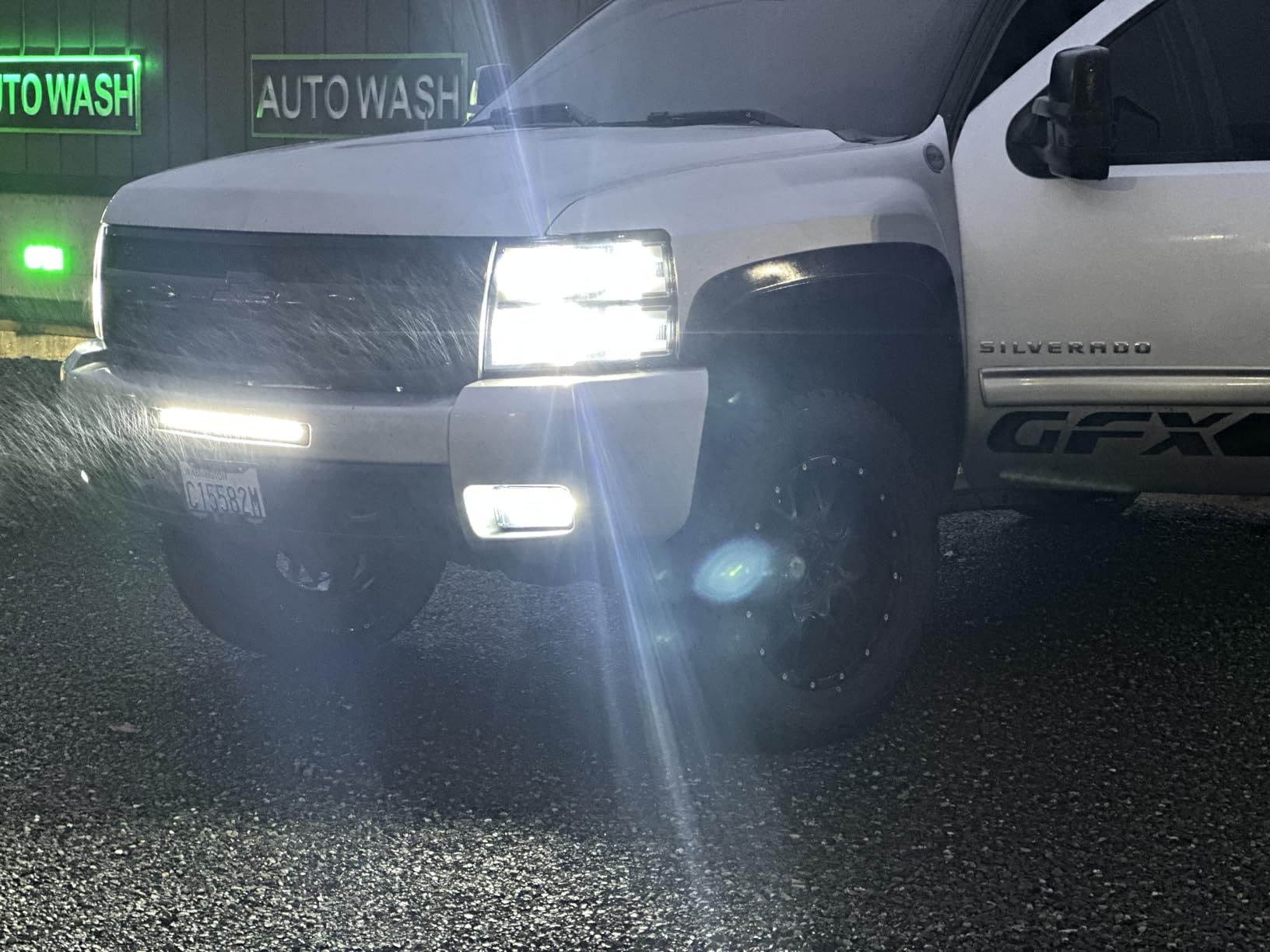 Rough Country 20-Inch LED Light Bar - 100W CREE LED, 7200 Lumen, Spot Focus Beam, Rugged Off-Road Lighting for Jeeps, Trucks, UTV customer photo 1