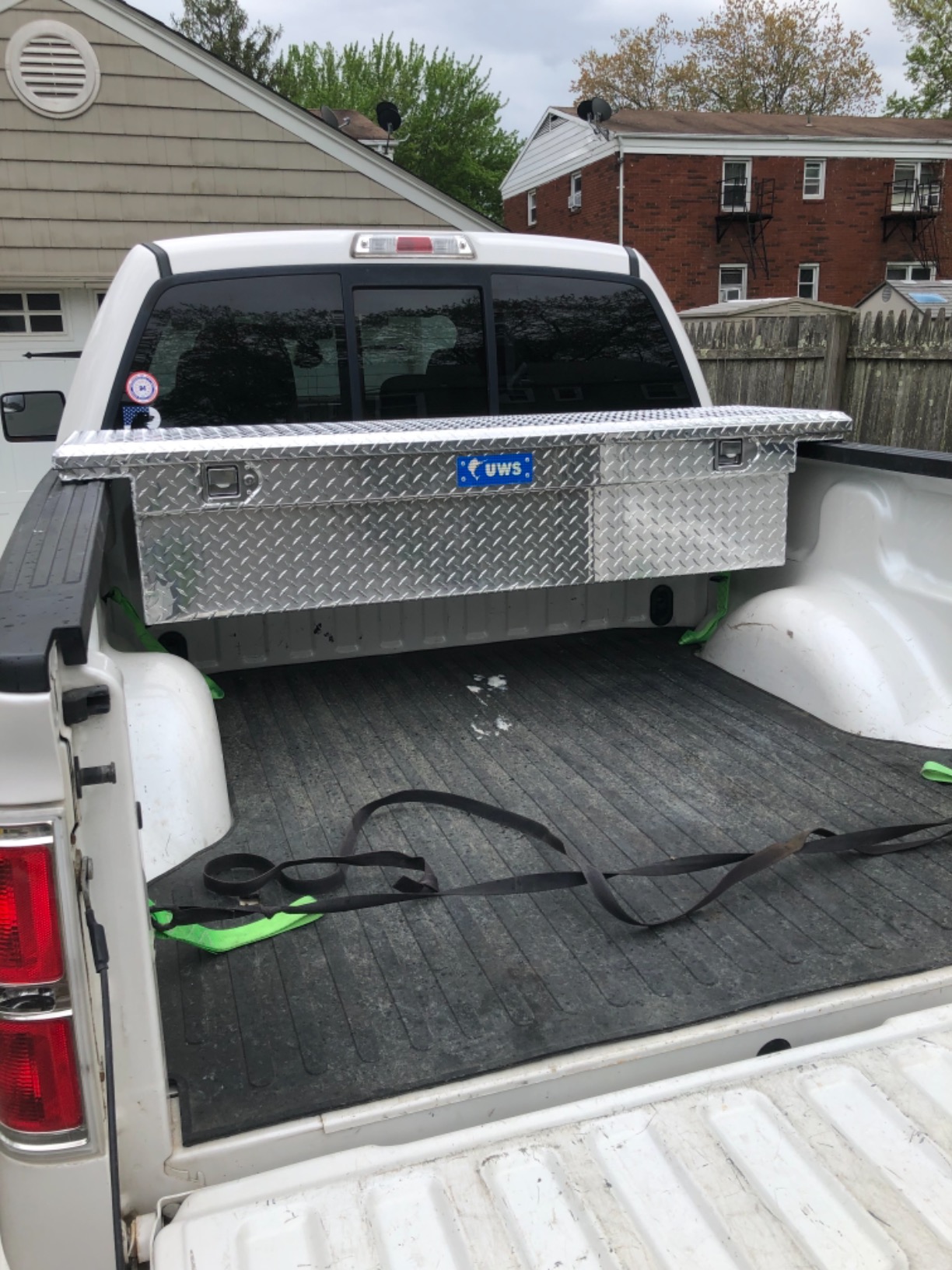 UWS EC10451 69-Inch Heavy-Wall Aluminum Truck Tool Box with Low Profile, RigidCore Lid, Silver customer photo 1