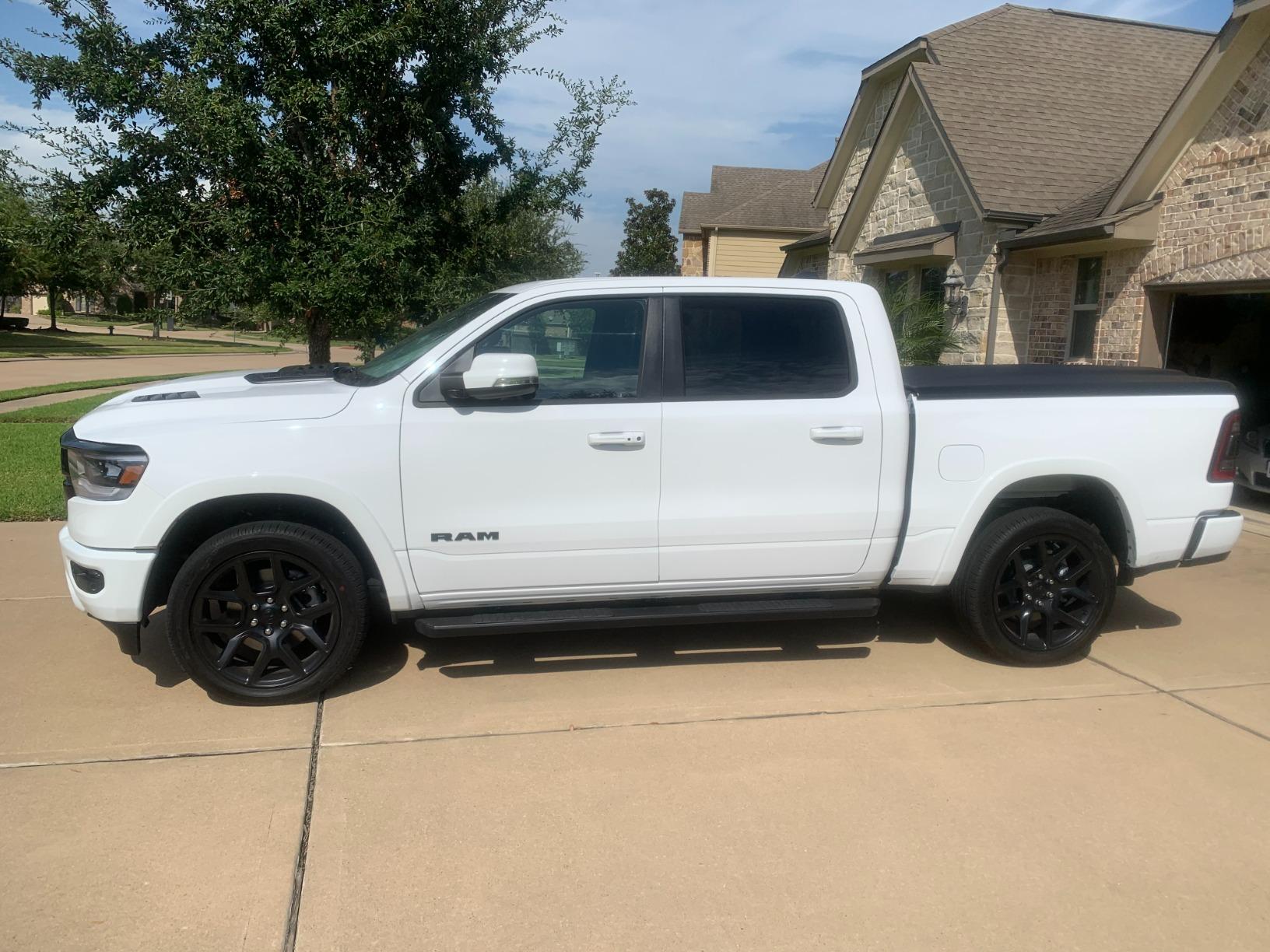 UnderCover Elite One-Piece Truck Bed Tonneau Cover | UC3098 | Fits 2019 - 2024 Dodge Ram 1500, Does Not Fit w/ Multi-Function (Split) Tailgate 5' 7