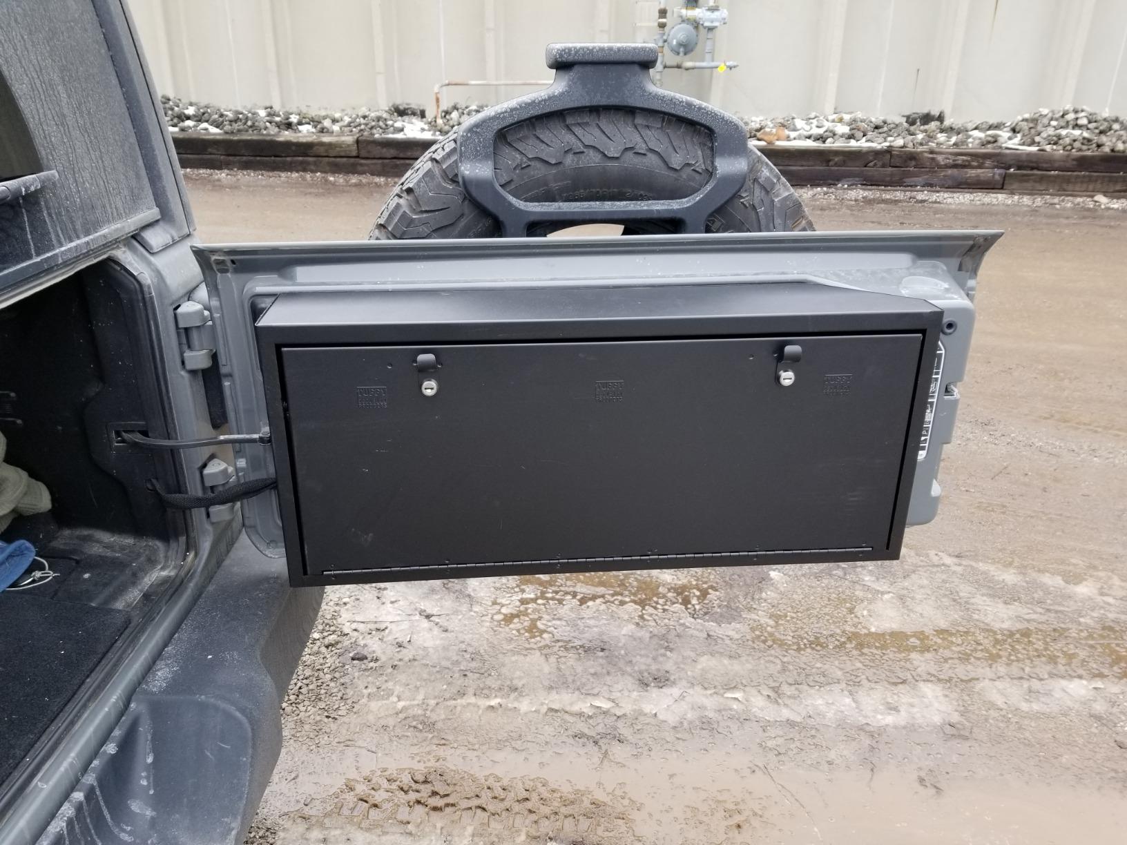 Tuffy Security Products - Lockbox | Tailgate Premium Storage for Jeep Wrangler JL | 2018-2023 customer photo 2