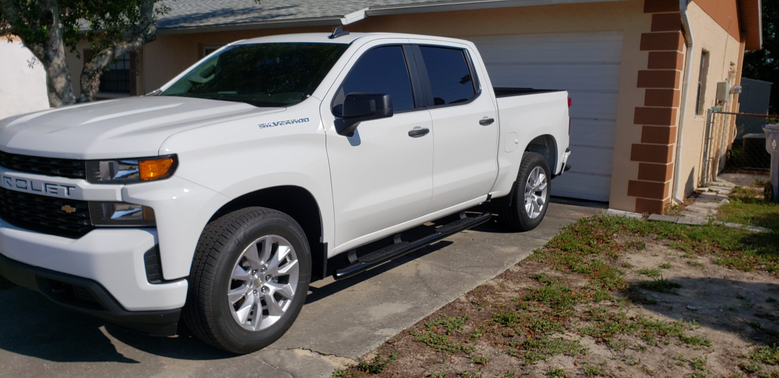 Westin 21-24135 PRO TRAXX 4 Oval Nerf Bars fits 2019-2026 Silverado Sierra 1500 2020-2026 Silverado Sierra 2500 3500 Crew Cab (Exc 2019 Silverado LD/Sierra 1500 Limited) Black Pair customer photo 1