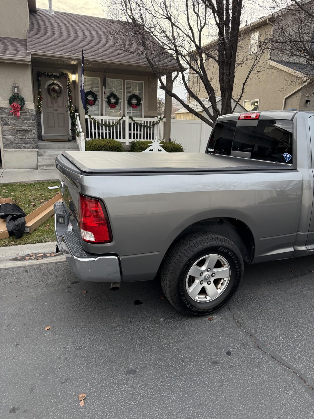 MaxMate Soft Roll-up Truck Bed Tonneau Cover Compatible with 2019-2026 Ram 1500 (Not Fit 19-24 Classic) | 5'7