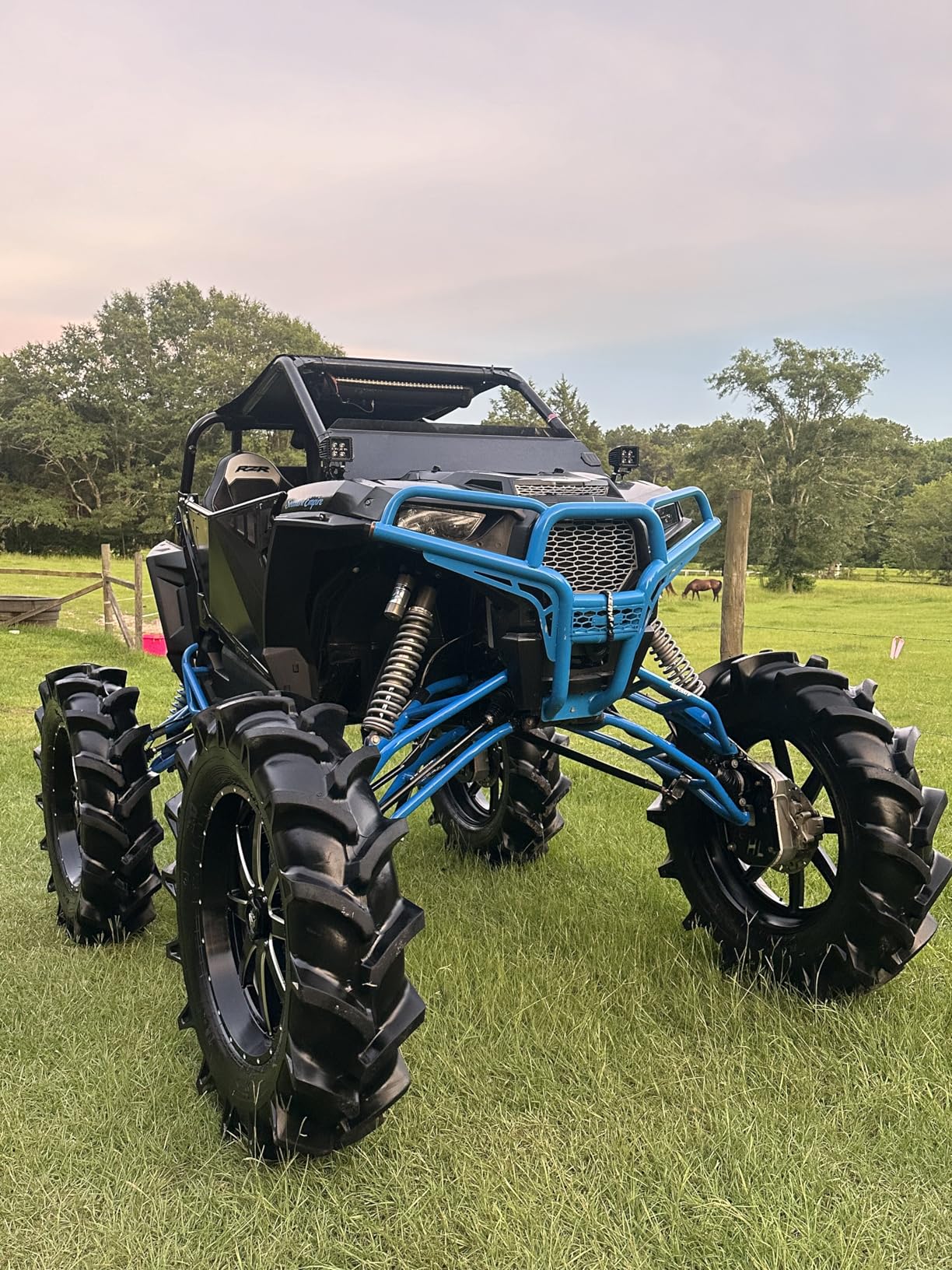 Rough Country 2-Inch Black Series LED Light Pods with White DRL - 3,600 Lumen Spot Beam, 40W CREE LEDs, Waterproof Off-Road Lights for Trucks, Jeeps, UTVs & 4x4s customer photo 1