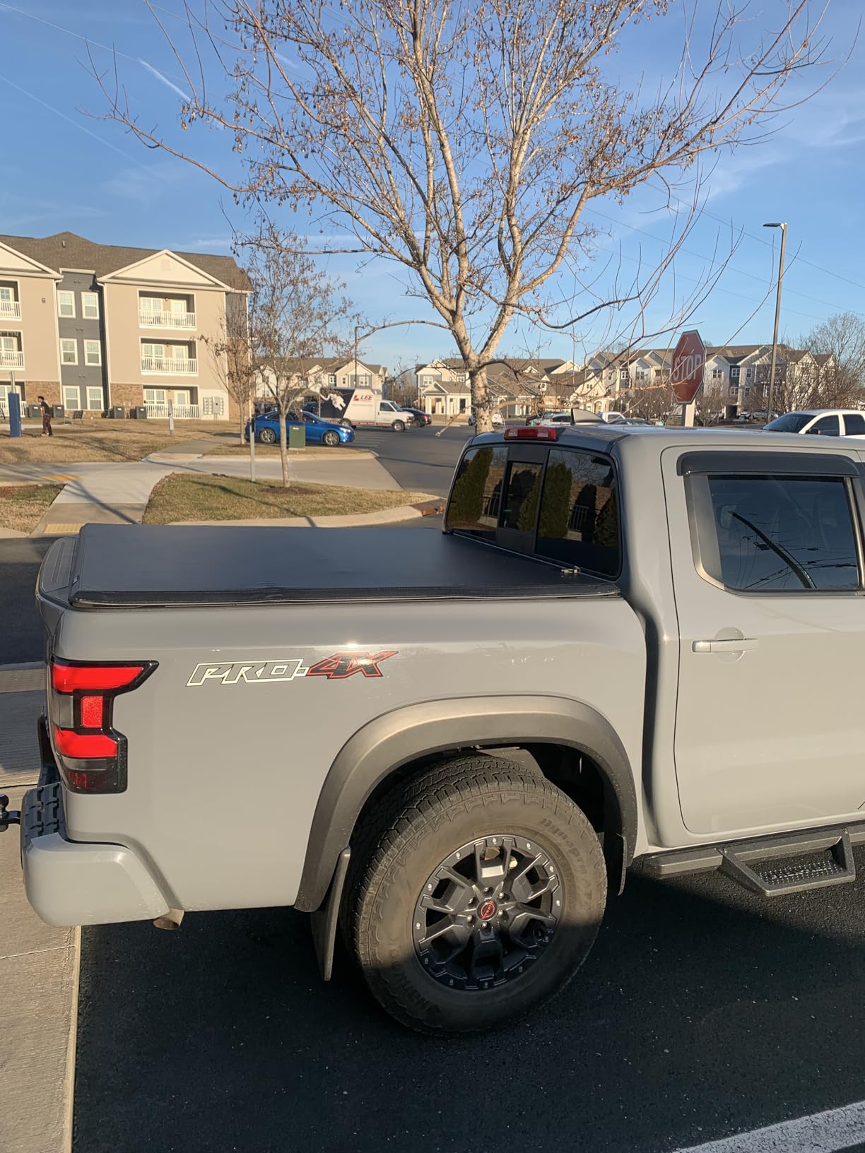 oEdRo Soft Tri-Fold Truck Bed Tonneau Cover Compatible with 2005-2026 Nissan Frontier(NOT for Mexico) 5 Feet Bed customer photo 1