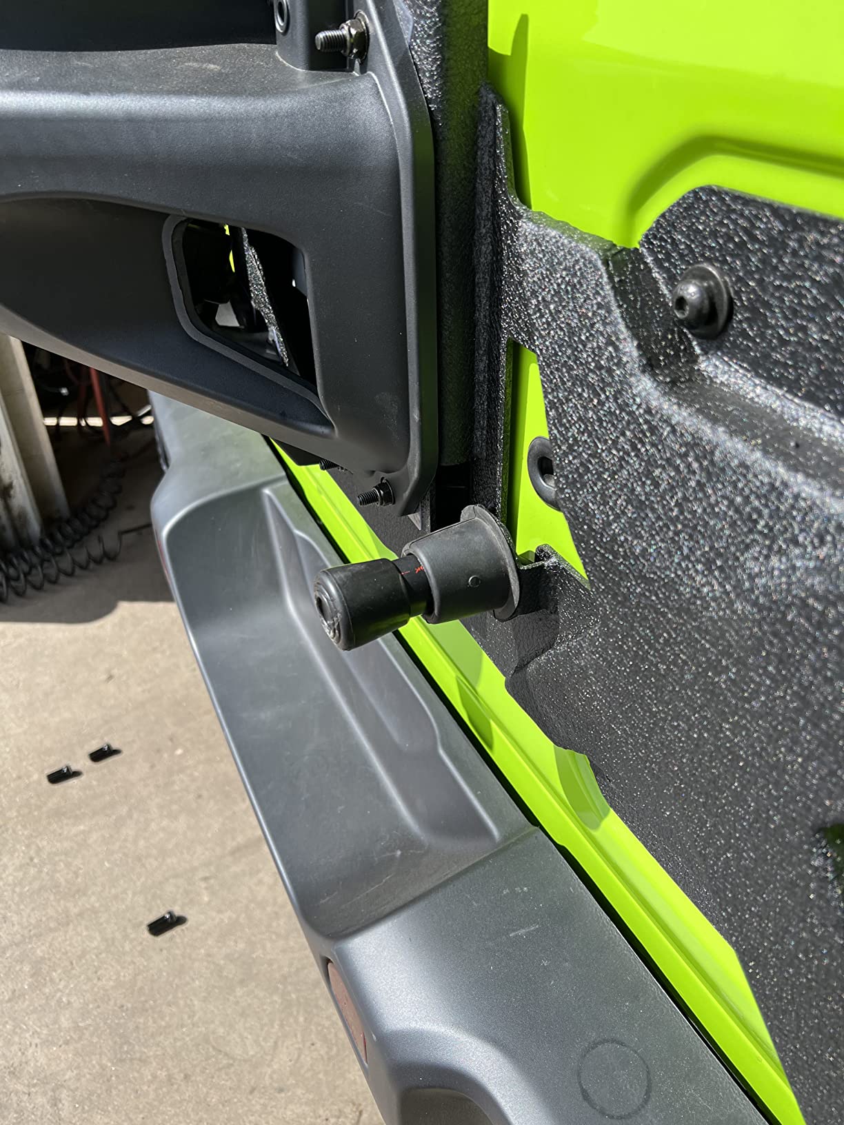 Tyger Auto TG-TR8J88818 Tire Carrier Kit Compatible with 2018-2026 Jeep Wrangler JL (Not for JK) Textured Black for up to 37inch Spare Tire customer photo 1