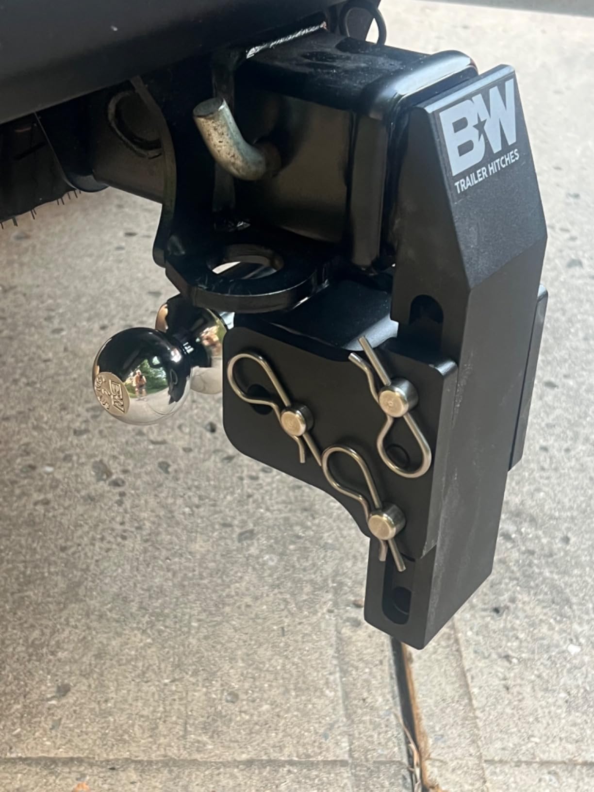 B&W Trailer Hitches B&W MultiPro Tow & Stow - Fits 2.5