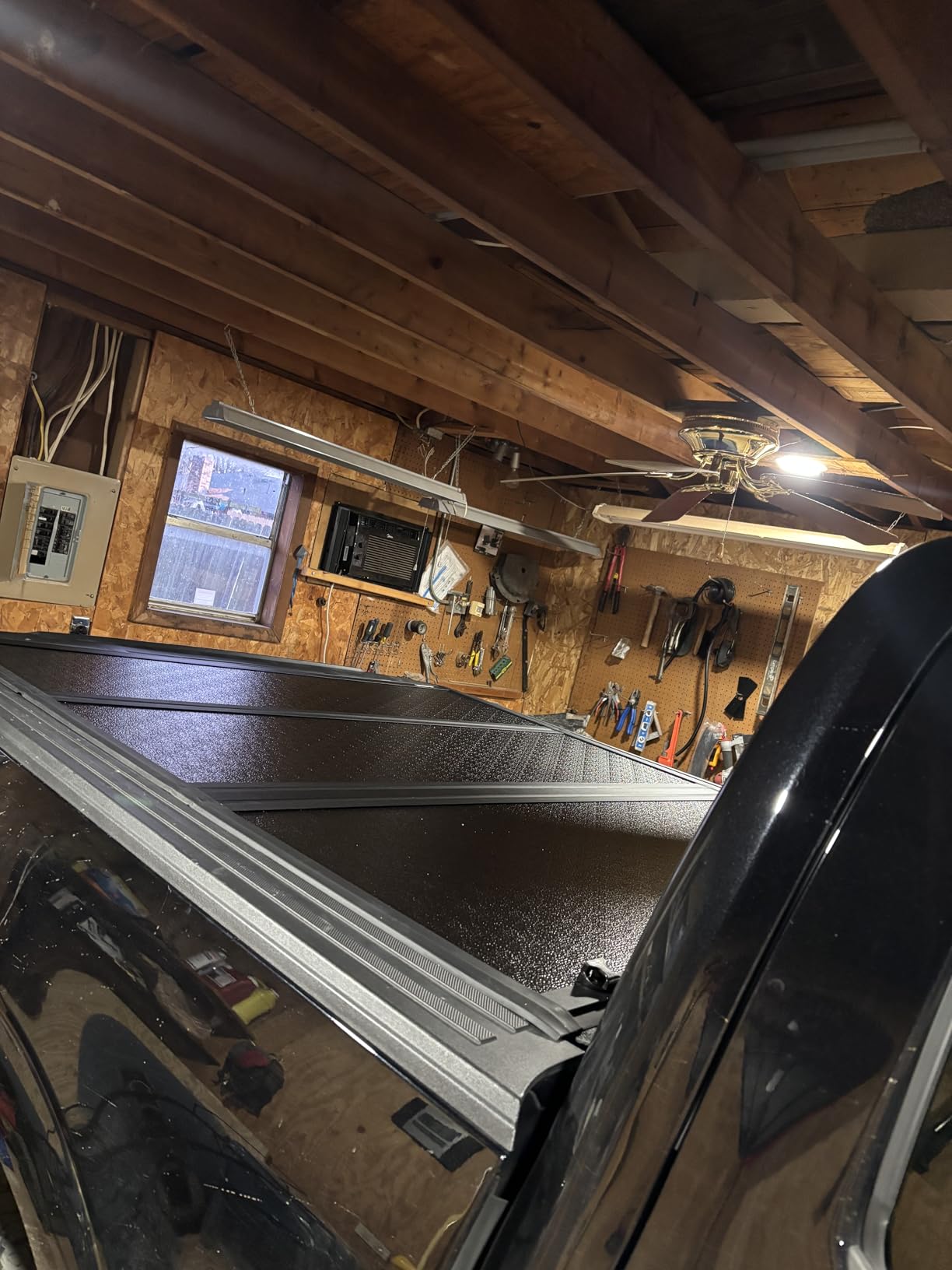 Gator EFX Hard Tri-Fold Truck Bed Tonneau Cover for Ford F-150 customer photo 1